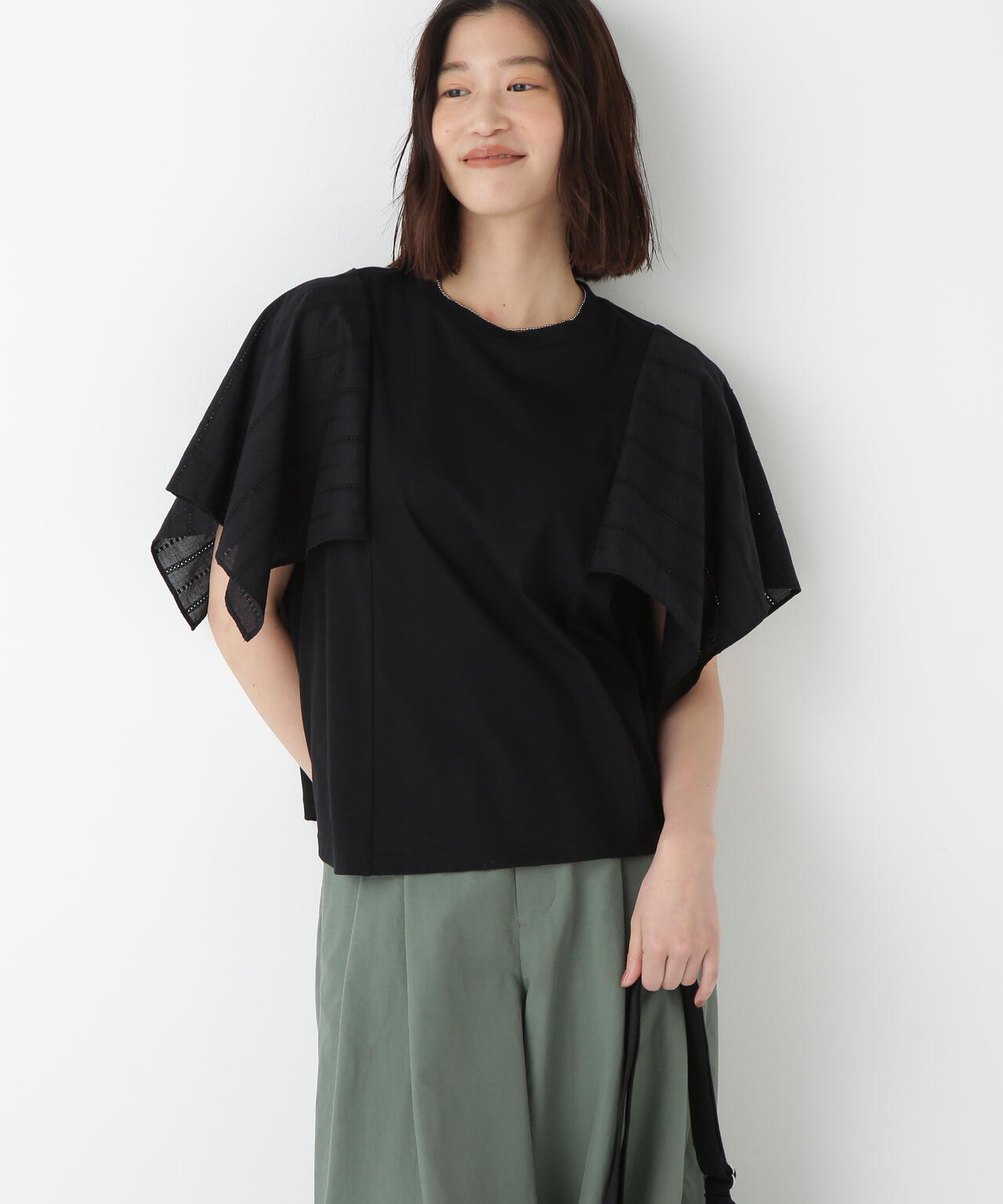 コットンローンレースドッキングプルオーバー