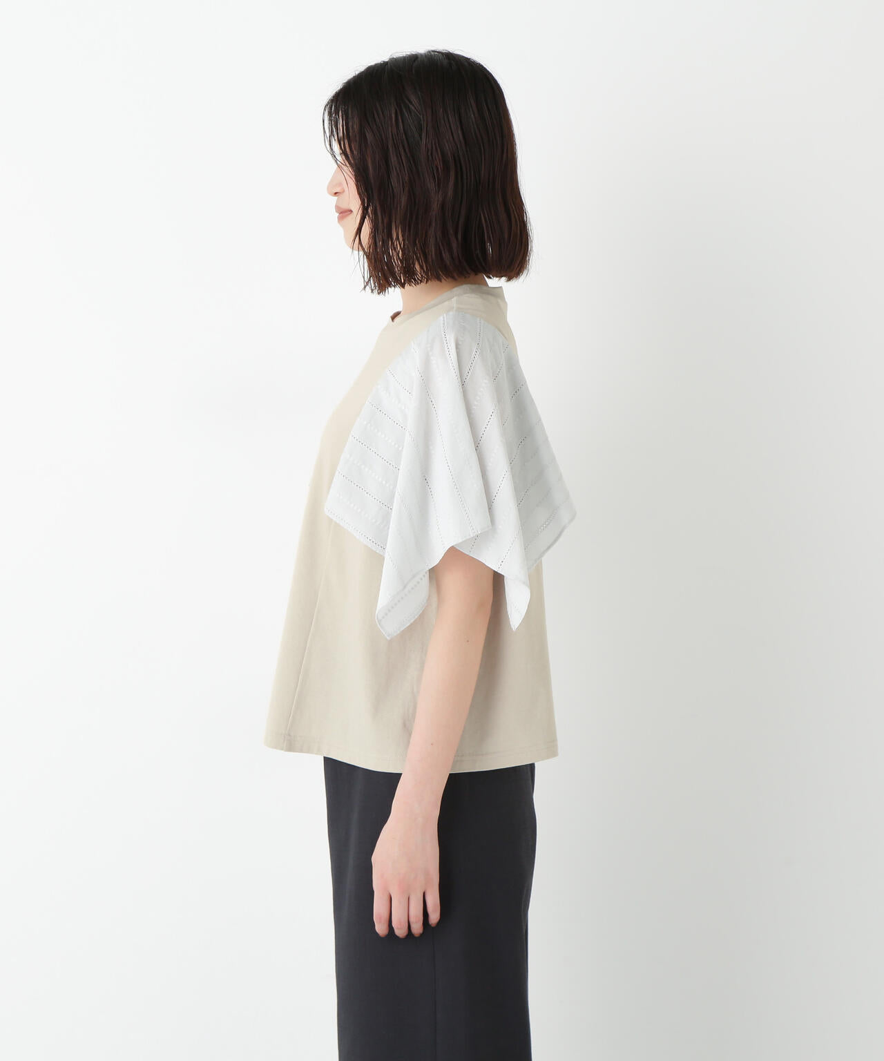 コットンローンレースドッキングプルオーバー