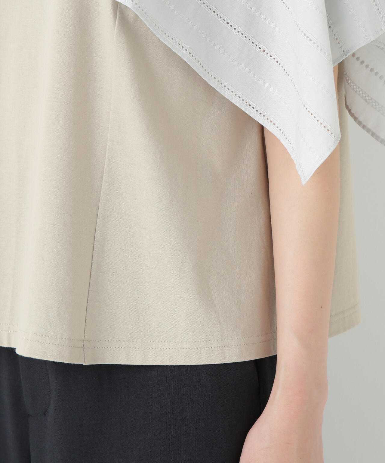 コットンローンレースドッキングプルオーバー