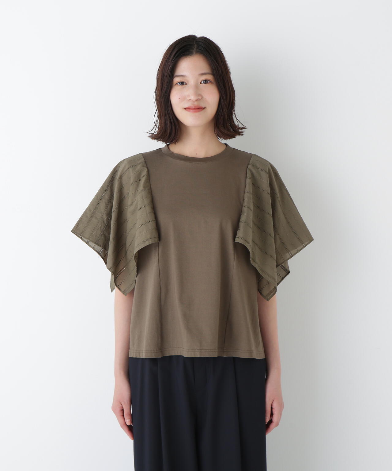 コットンローンレースドッキングプルオーバー