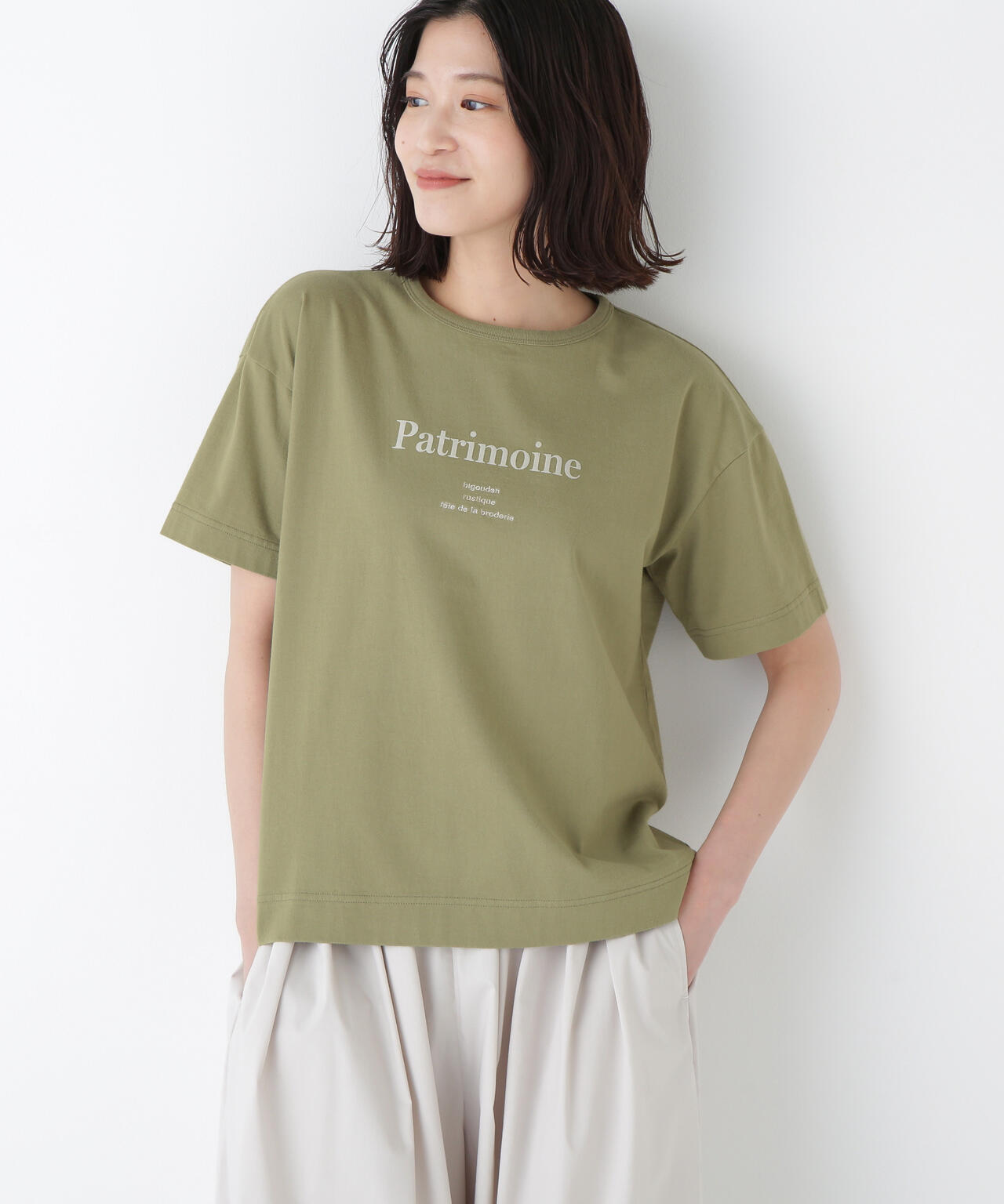 ロゴTシャツ