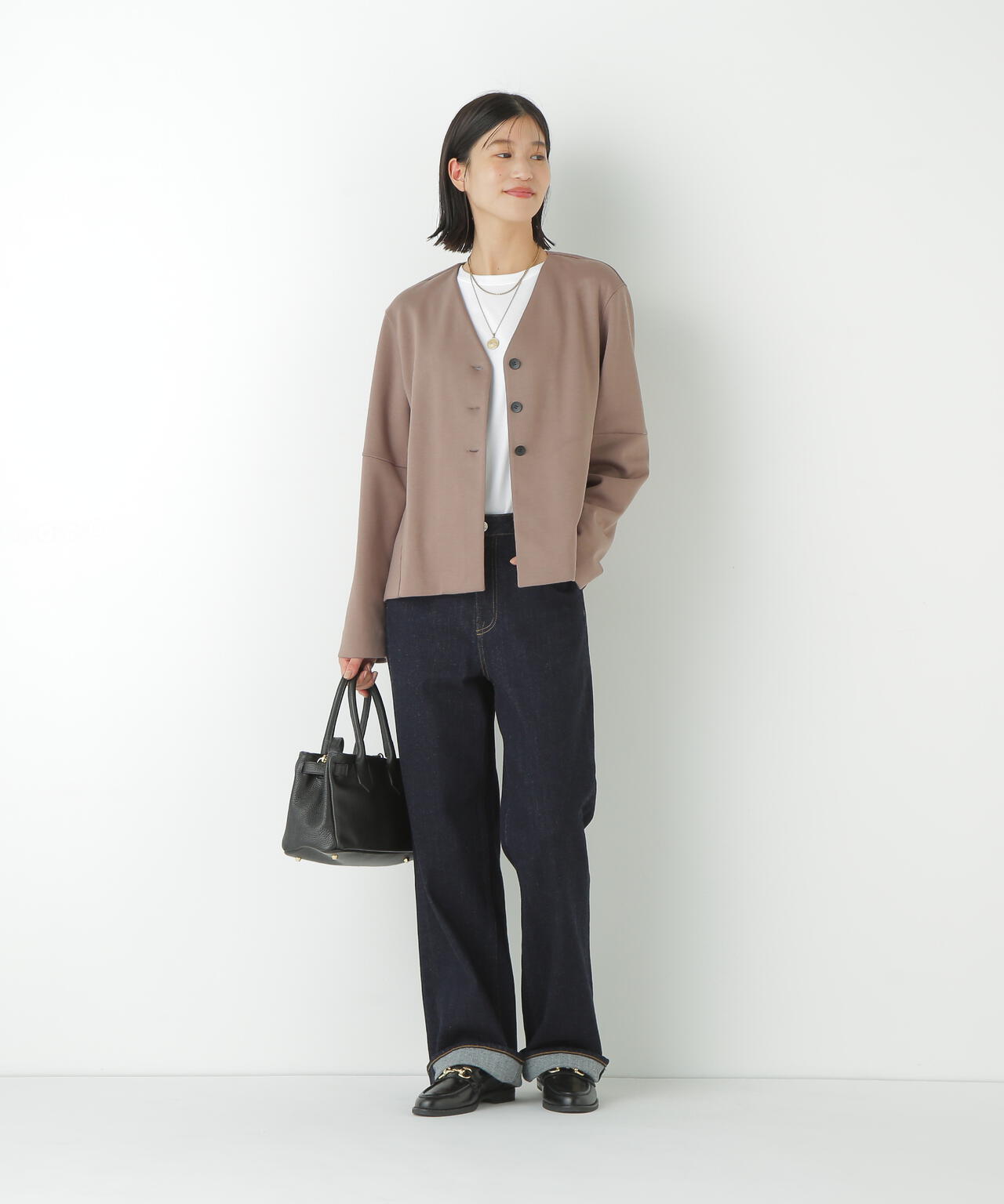 ダンボールVネックカーディガン