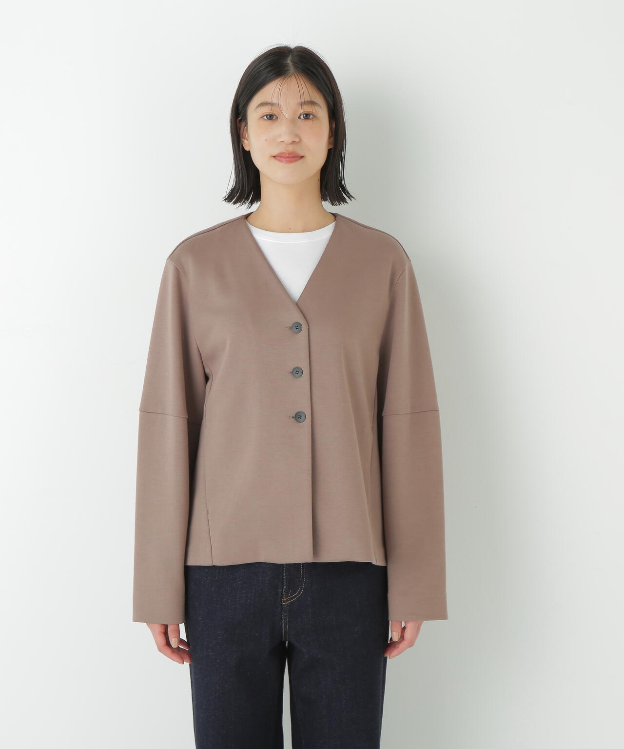 ダンボールVネックカーディガン