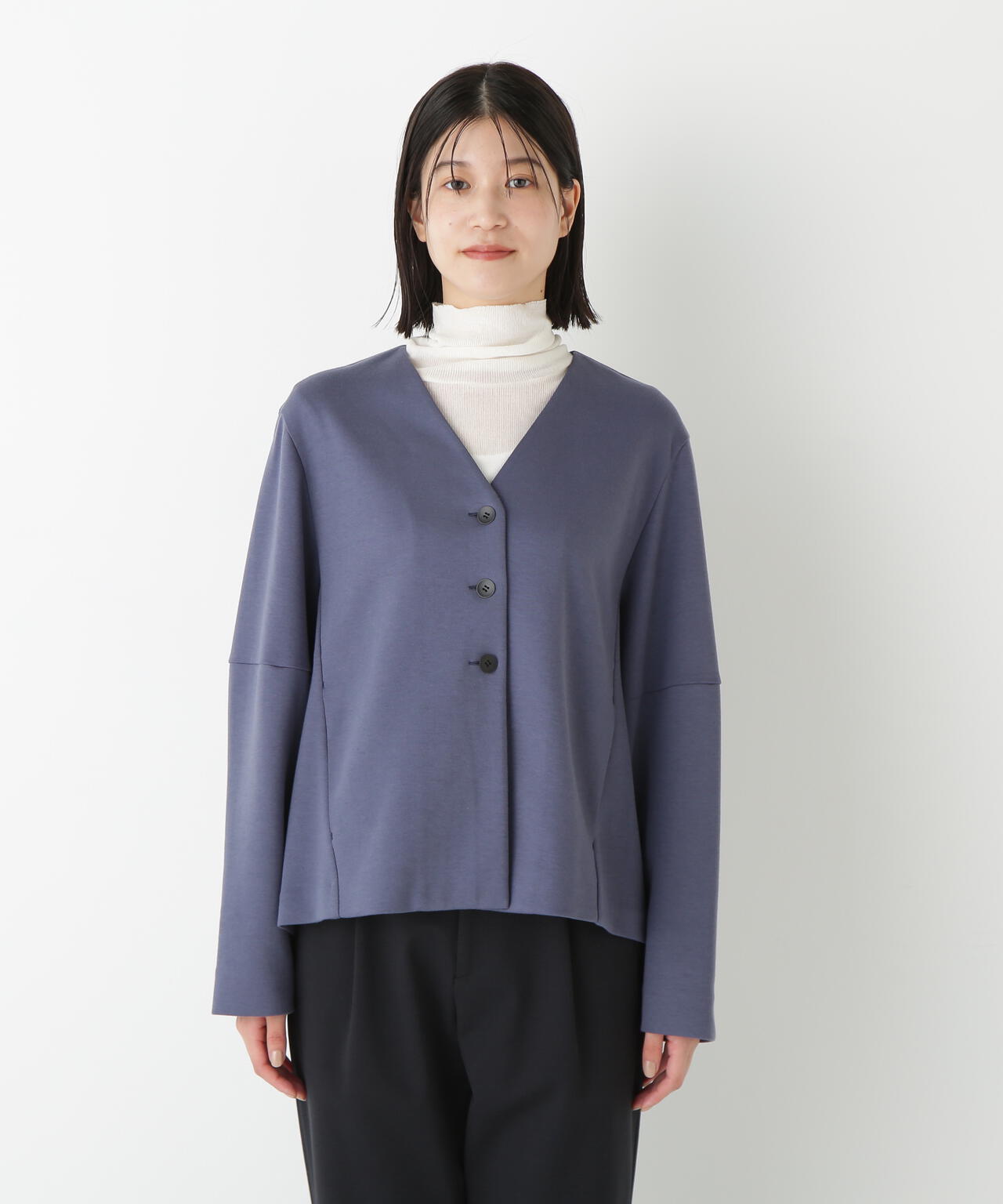 ダンボールVネックカーディガン