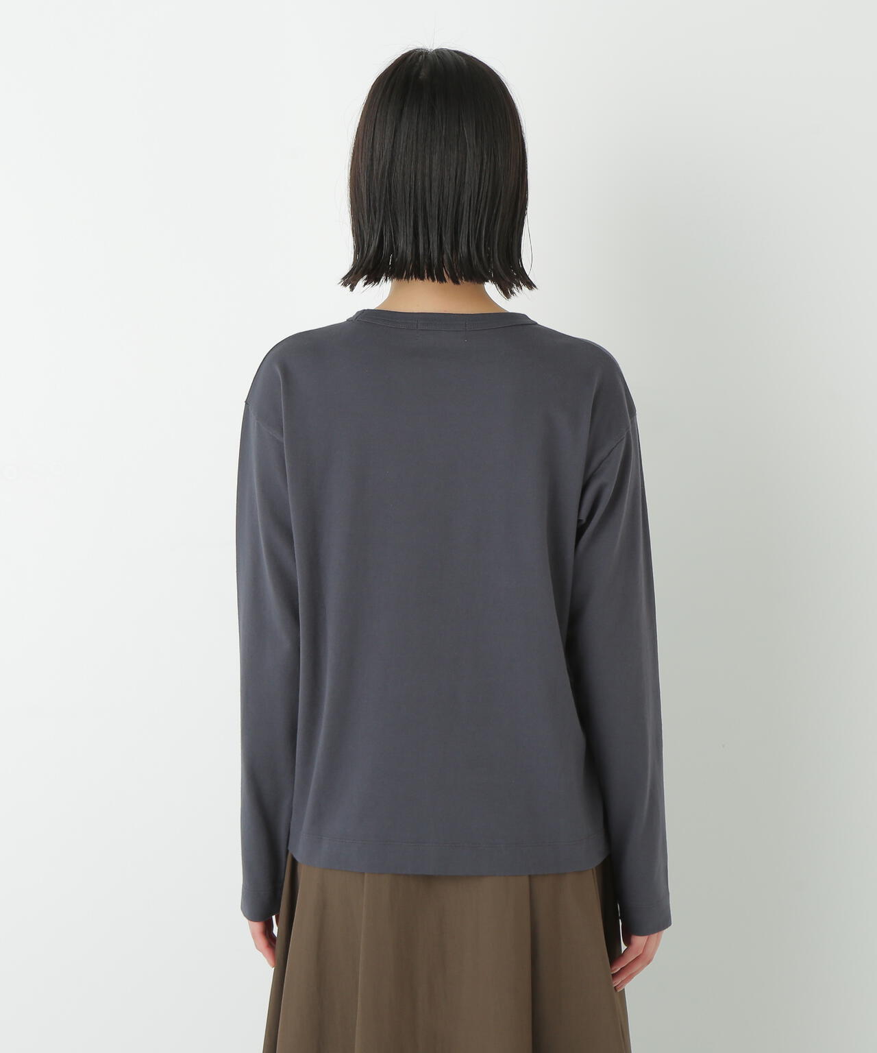 ロゴ長袖Tシャツ