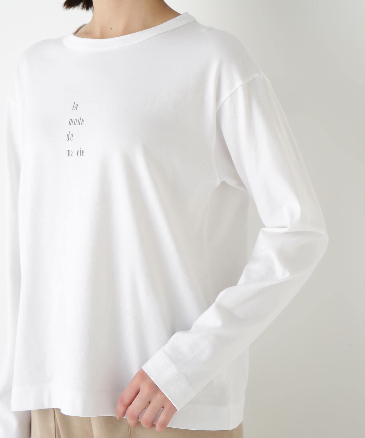 ロゴ長袖Tシャツ