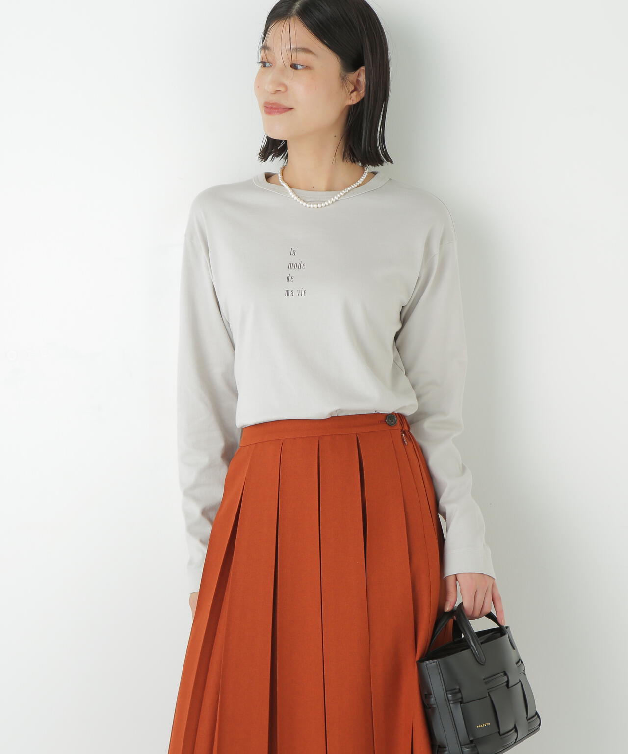 ロゴ長袖Tシャツ