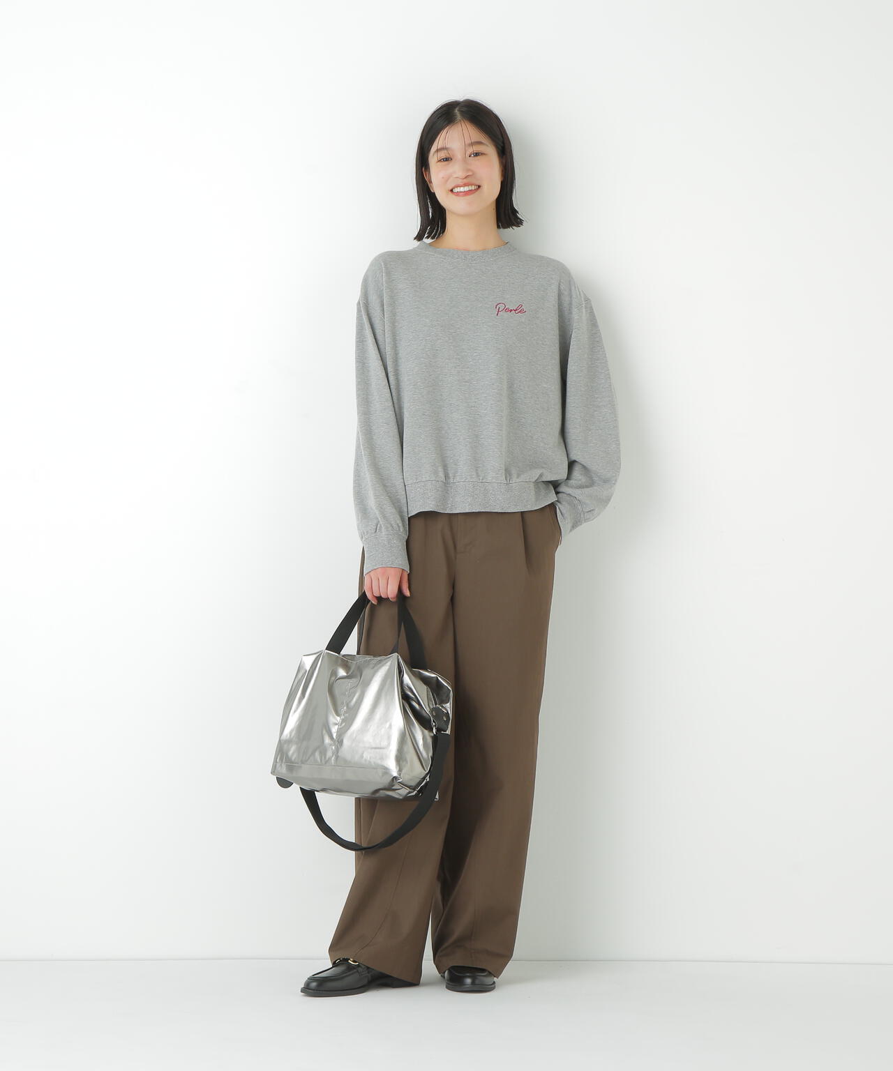 チェーンステッチロゴトレーナー