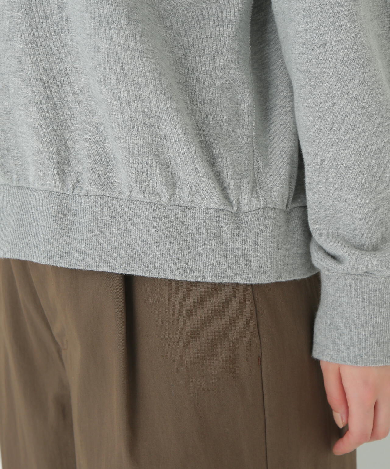 チェーンステッチロゴトレーナー