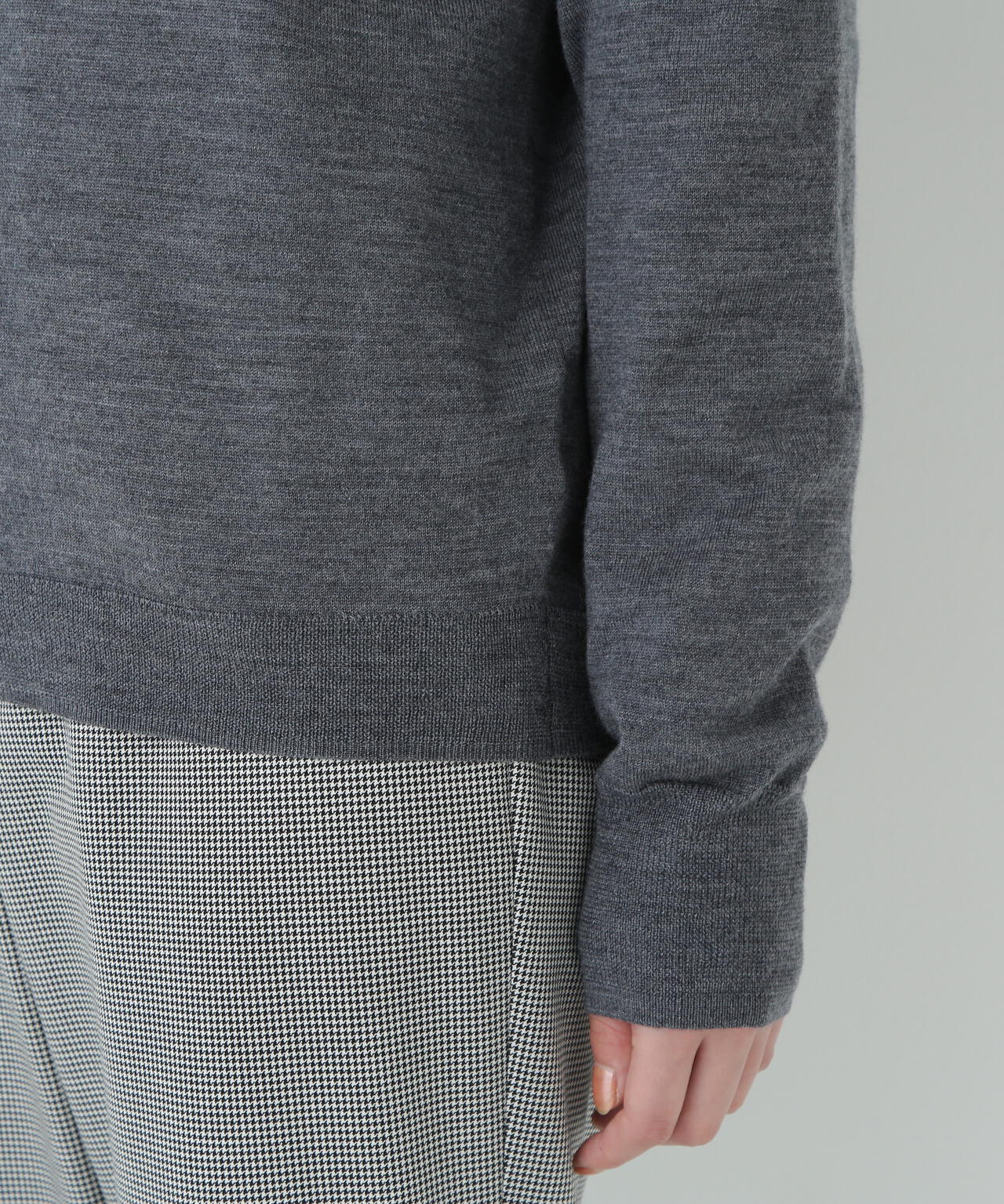 梳毛天竺ハイネックプルオーバー