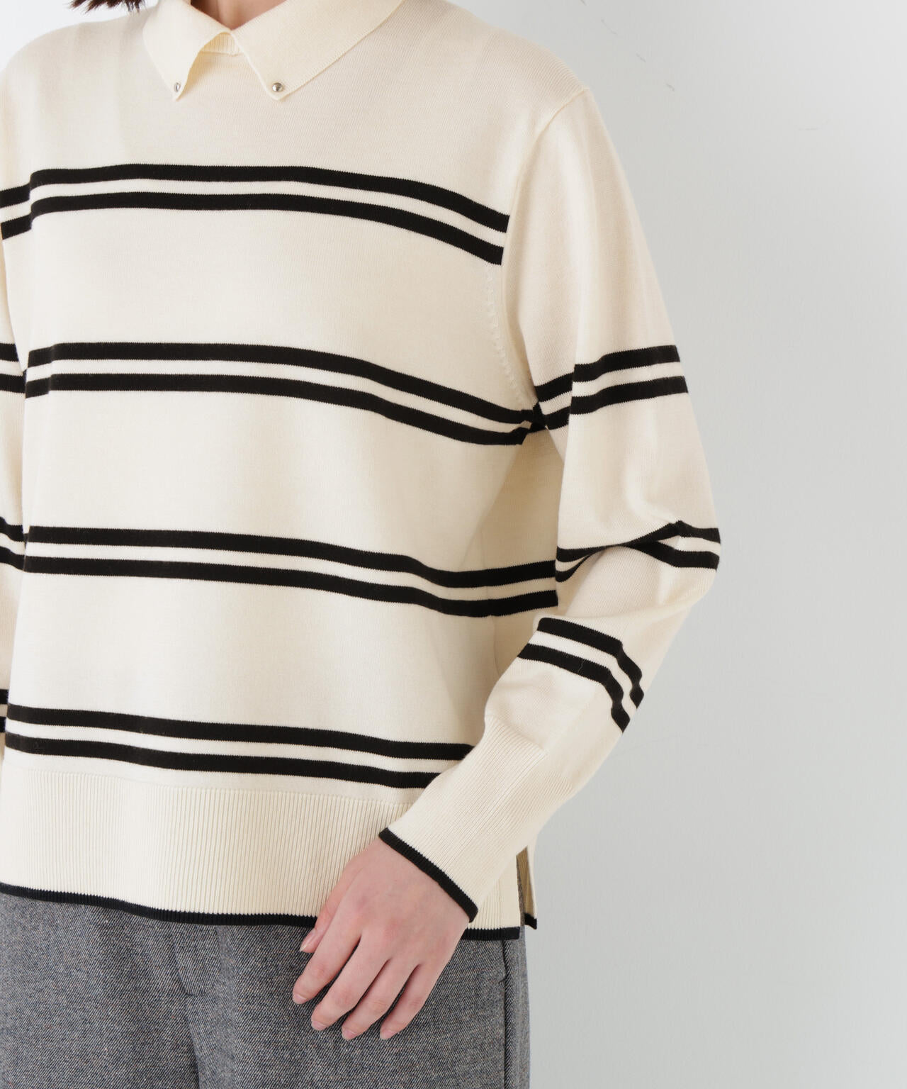 ≪洗える≫ハイゲージプレーティング天竺衿付きニット