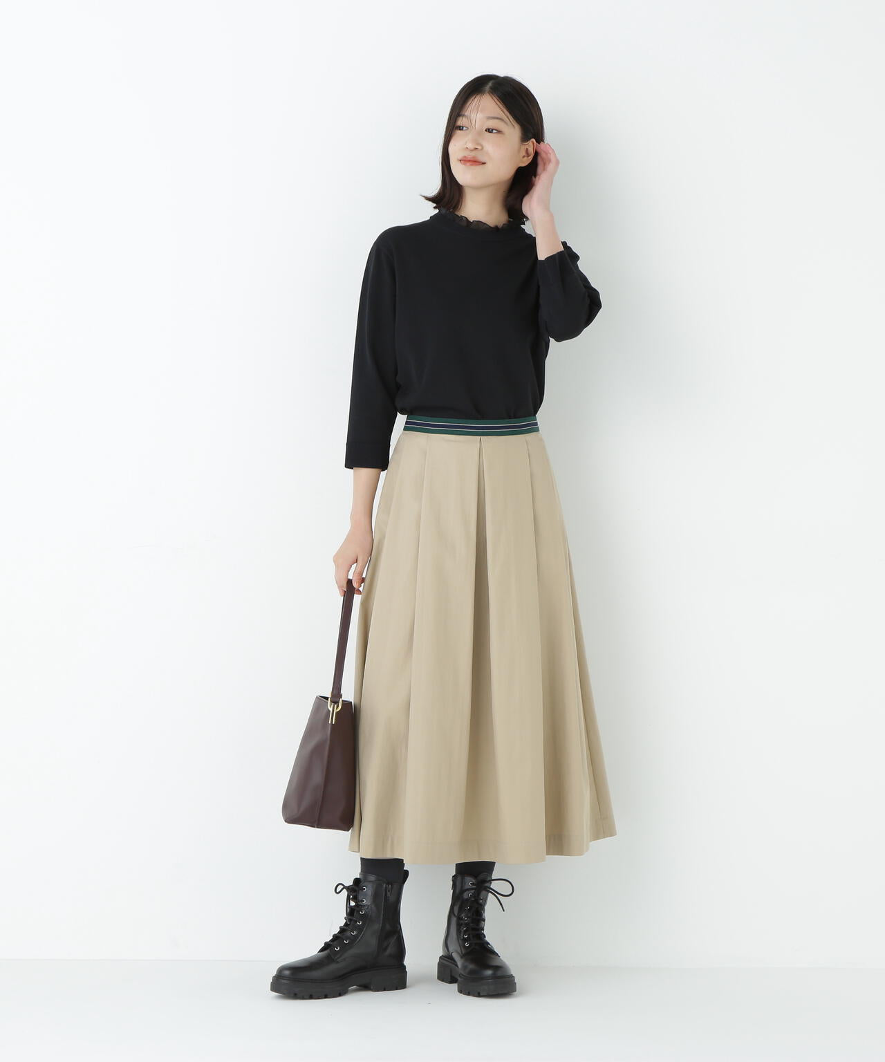 綿ポリエステル取外し衿付プルオーバー