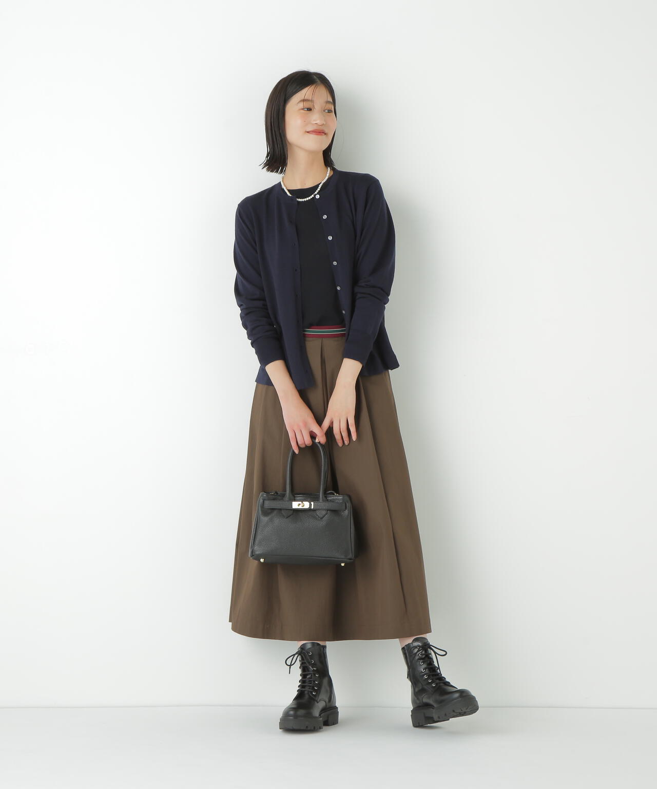 ハイツイストウールクルーネックカーディガン