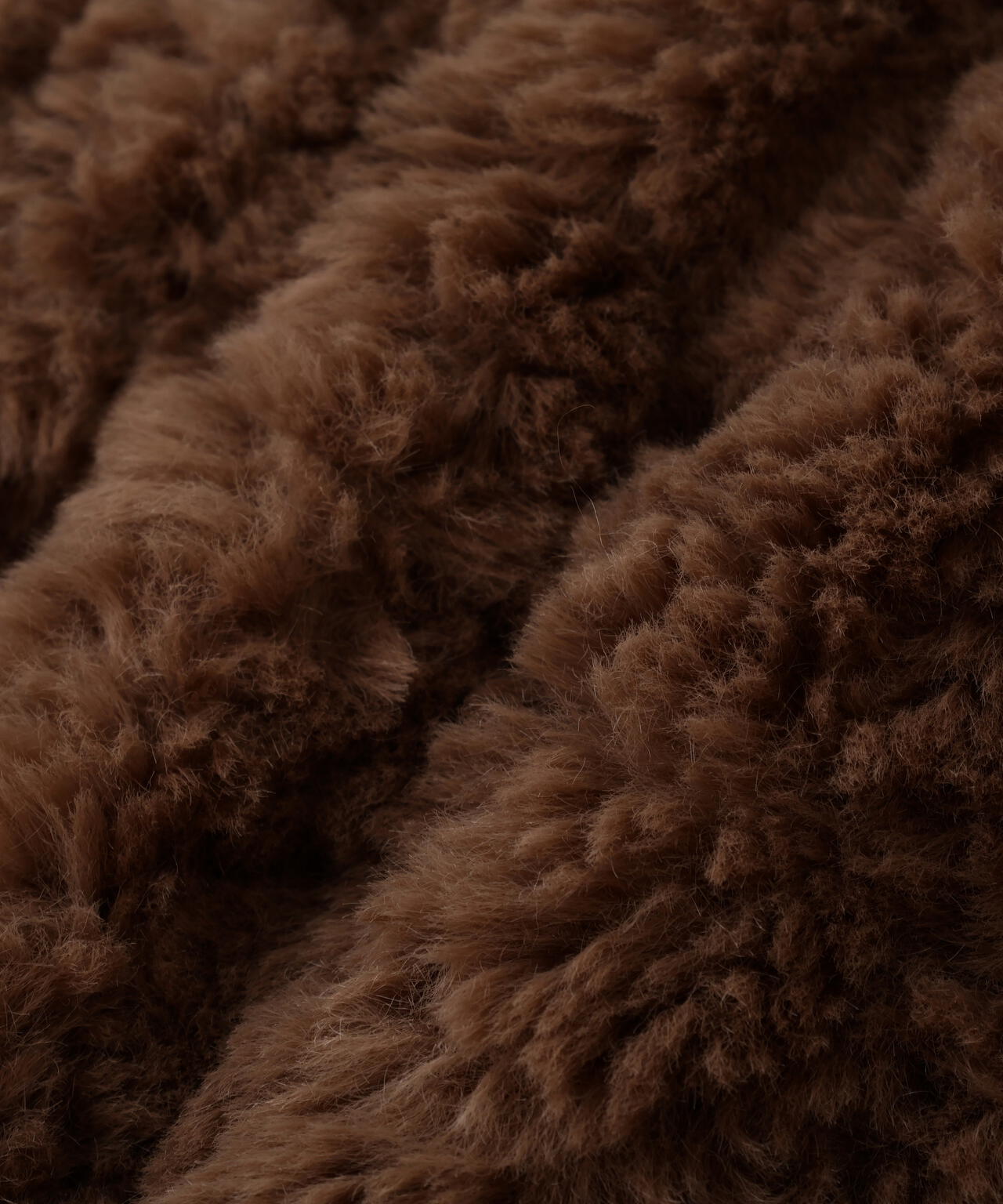 フェイクファージップアップフードベスト