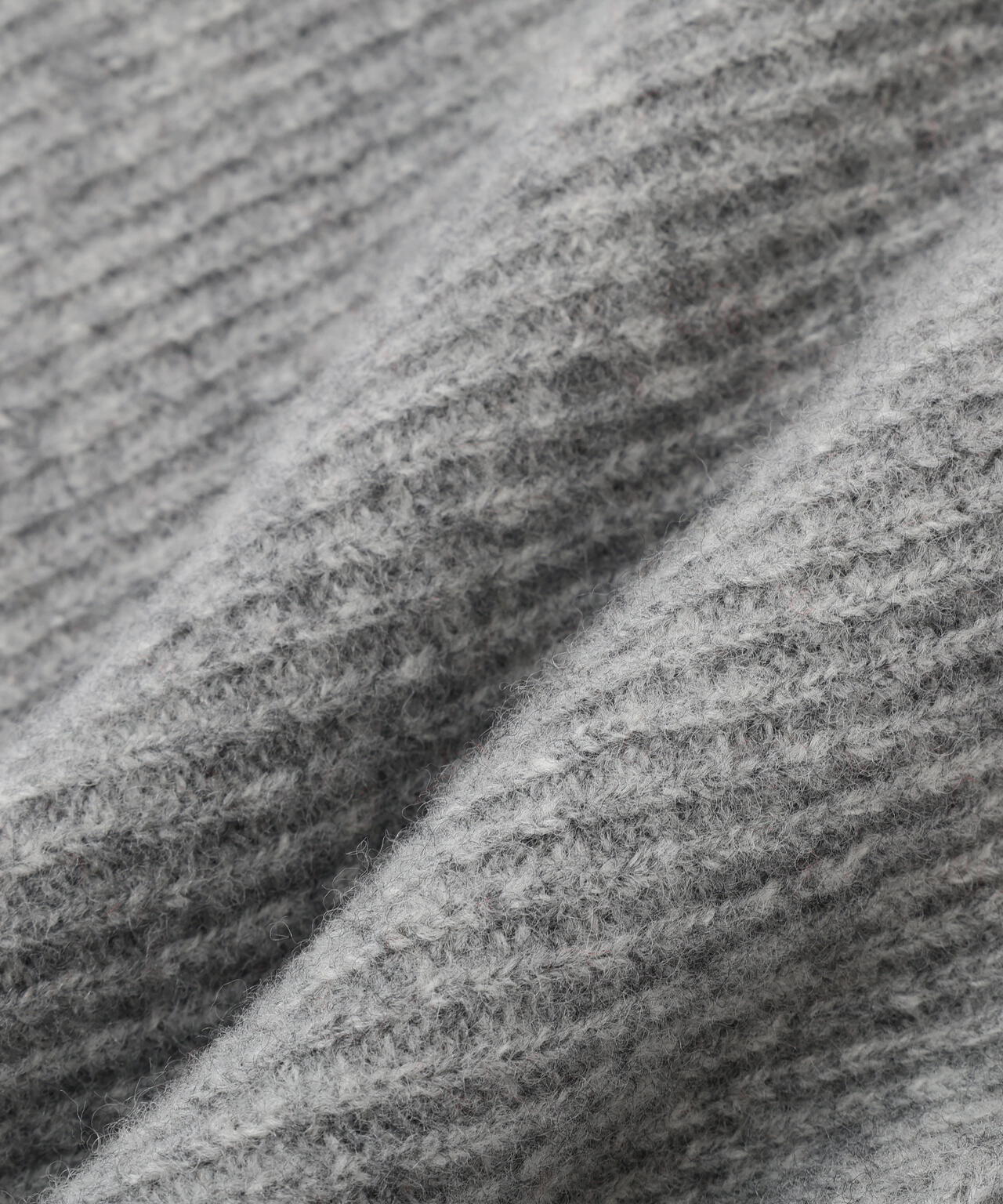 ラムウールトライアングルストール