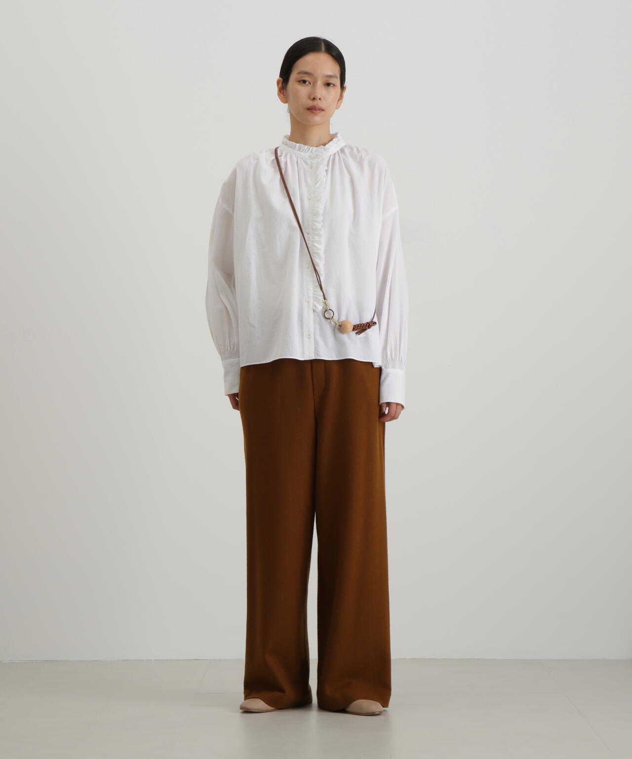 荒炊き染フリル衿ブラウス