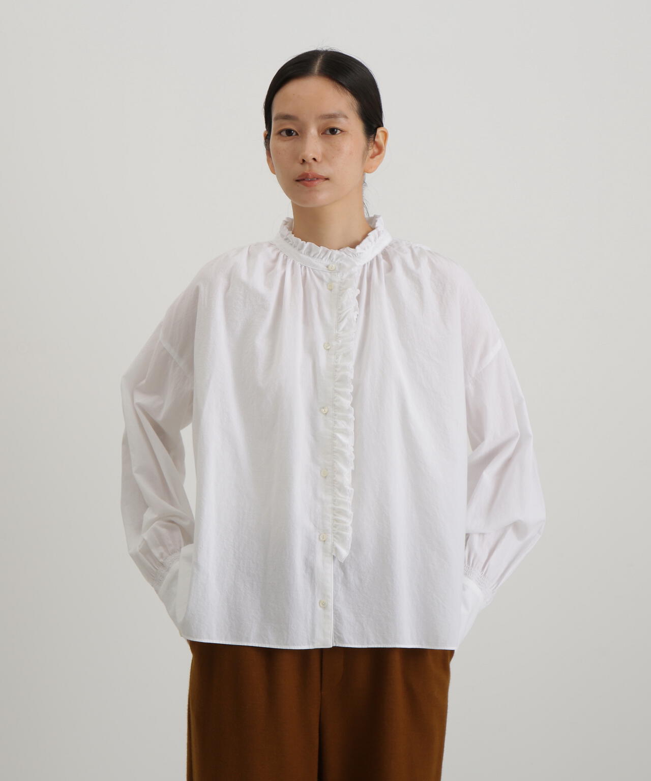 荒炊き染フリル衿ブラウス