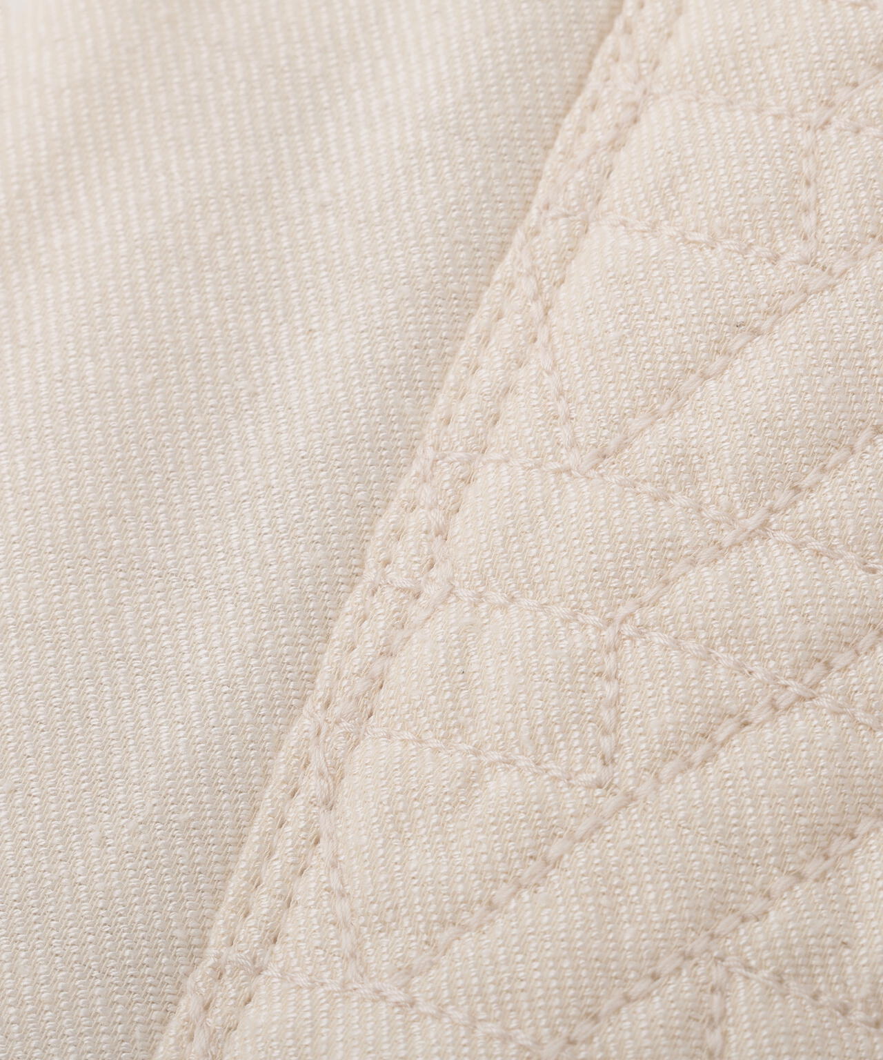 シルクネップキルティング刺しゅうベスト