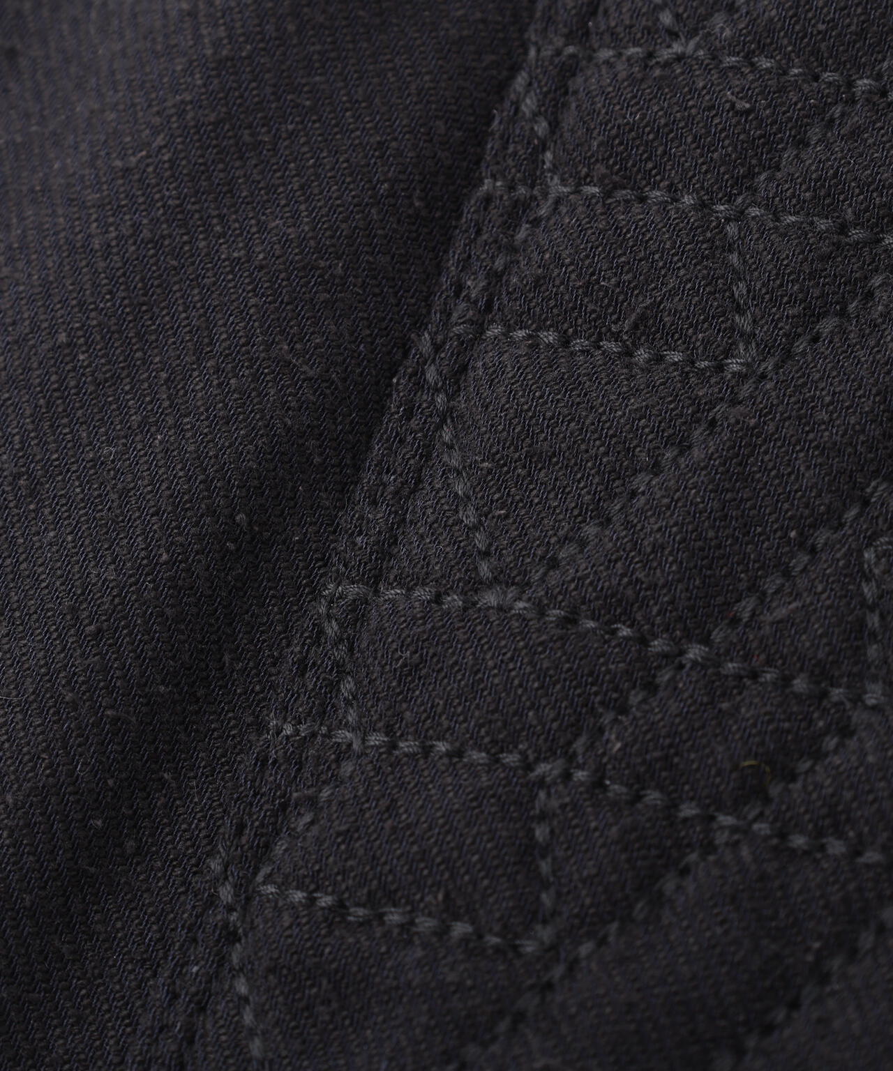 シルクネップキルティング刺しゅうベスト