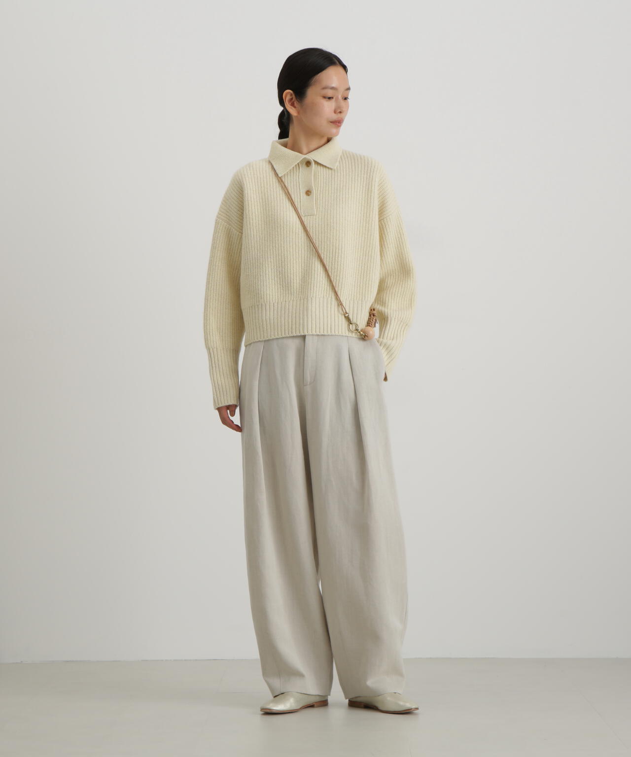 ウールFOXシルク襟付きニットトップス