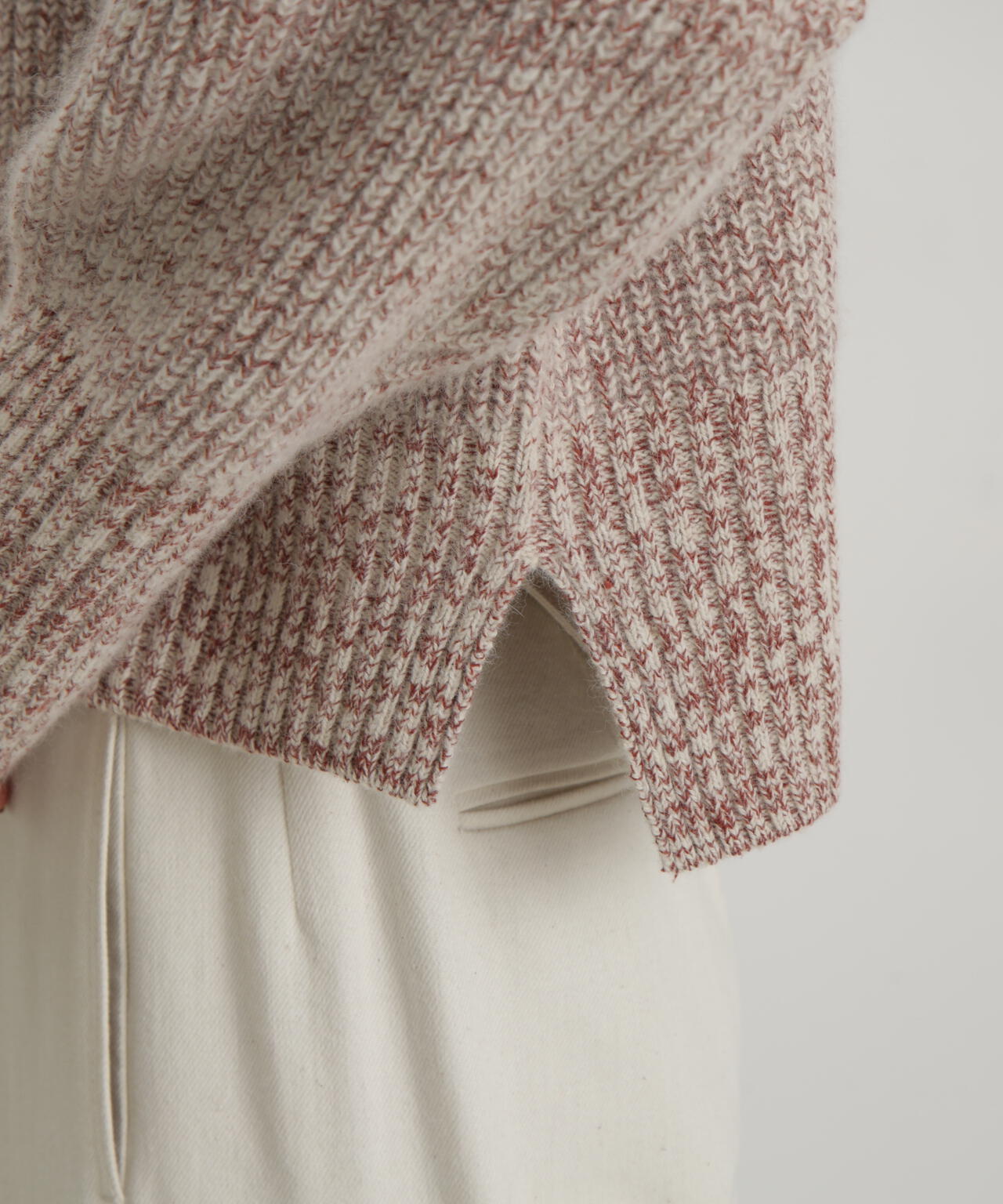 ウールFOXシルク襟付きニットトップス