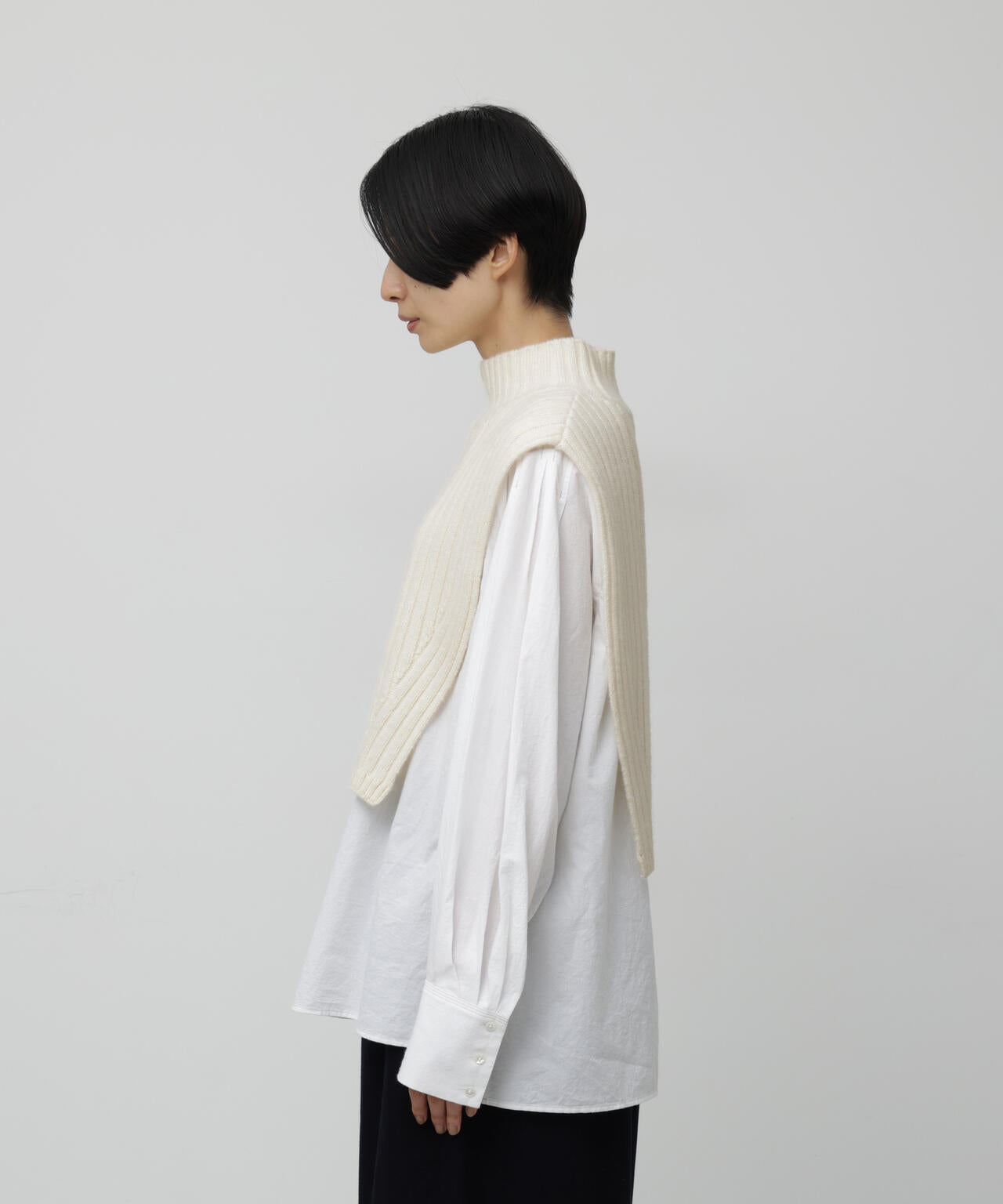 ヘリンボーンモチーフニットベスト