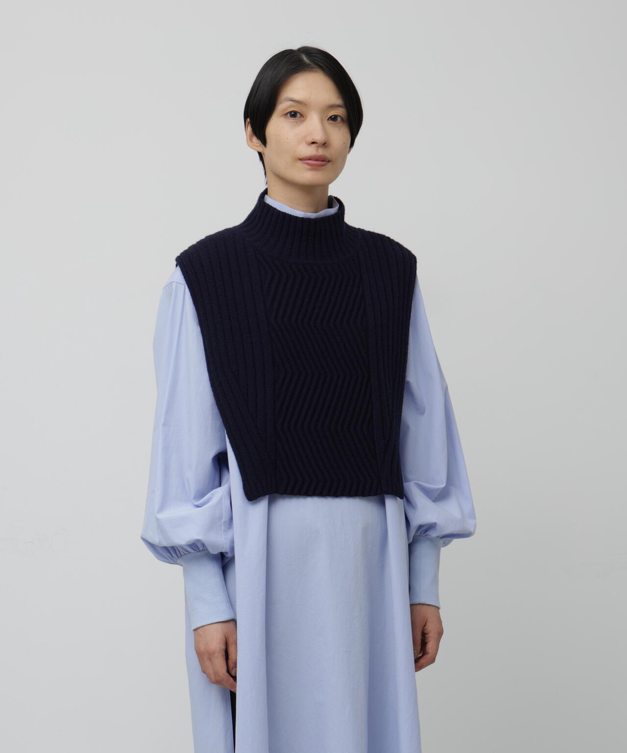 ヘリンボーンモチーフニットベスト