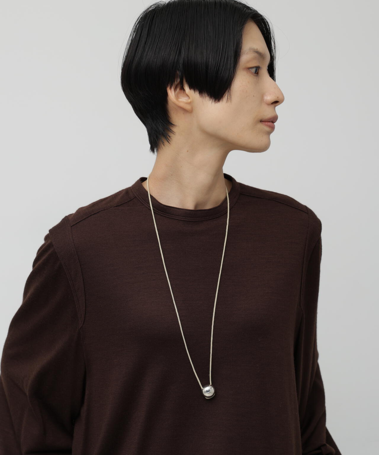 VEL コードネックレス