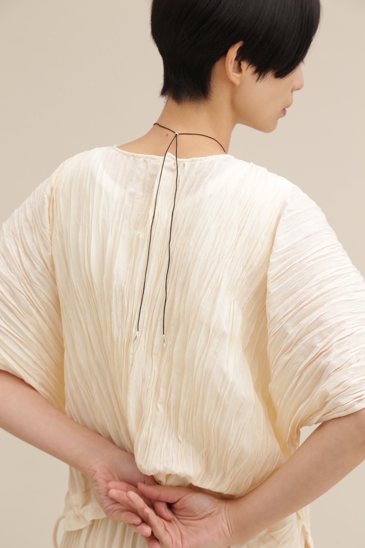 VEL スモールコードネックレス