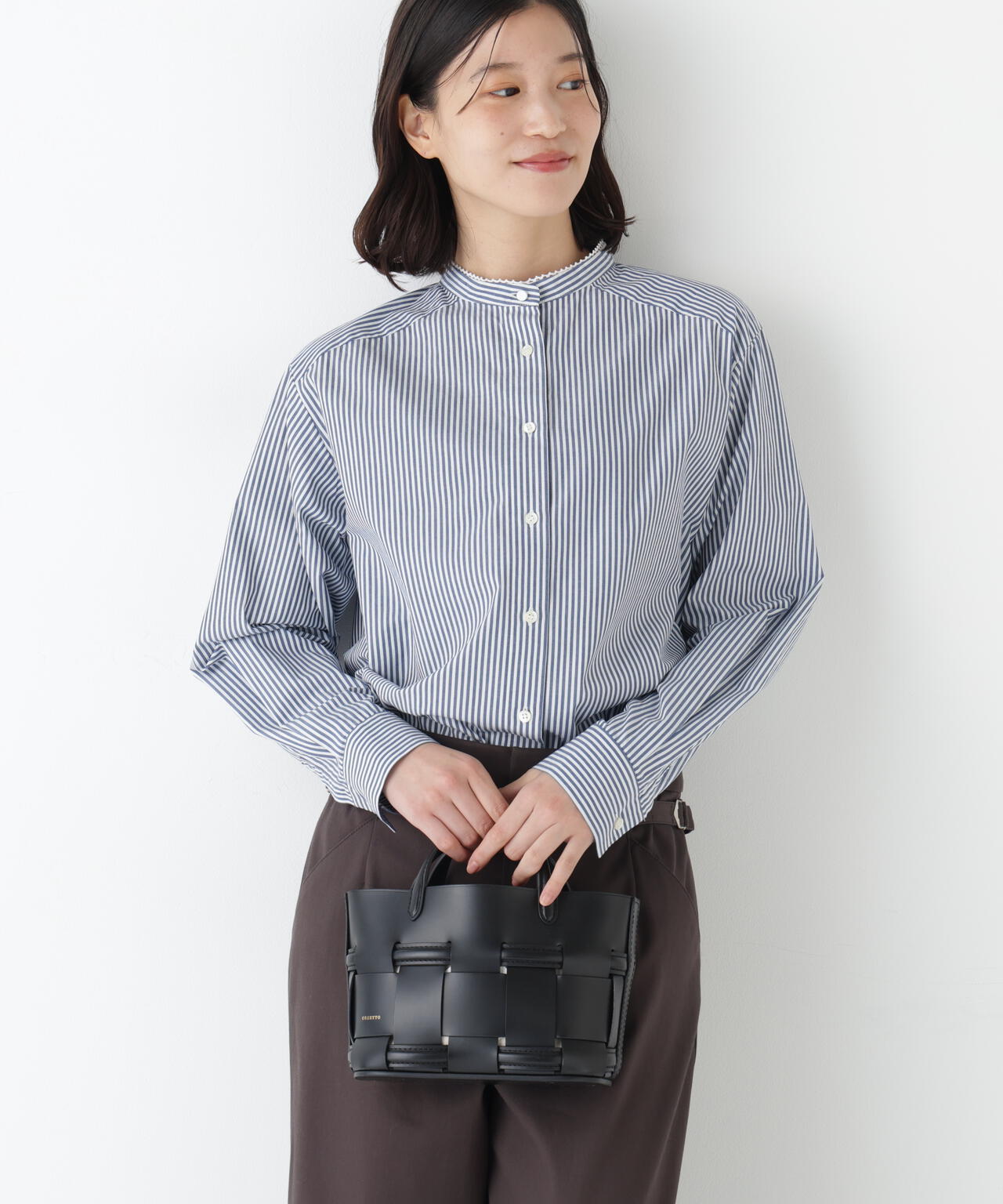 ドビーストライプレースカラーブラウス