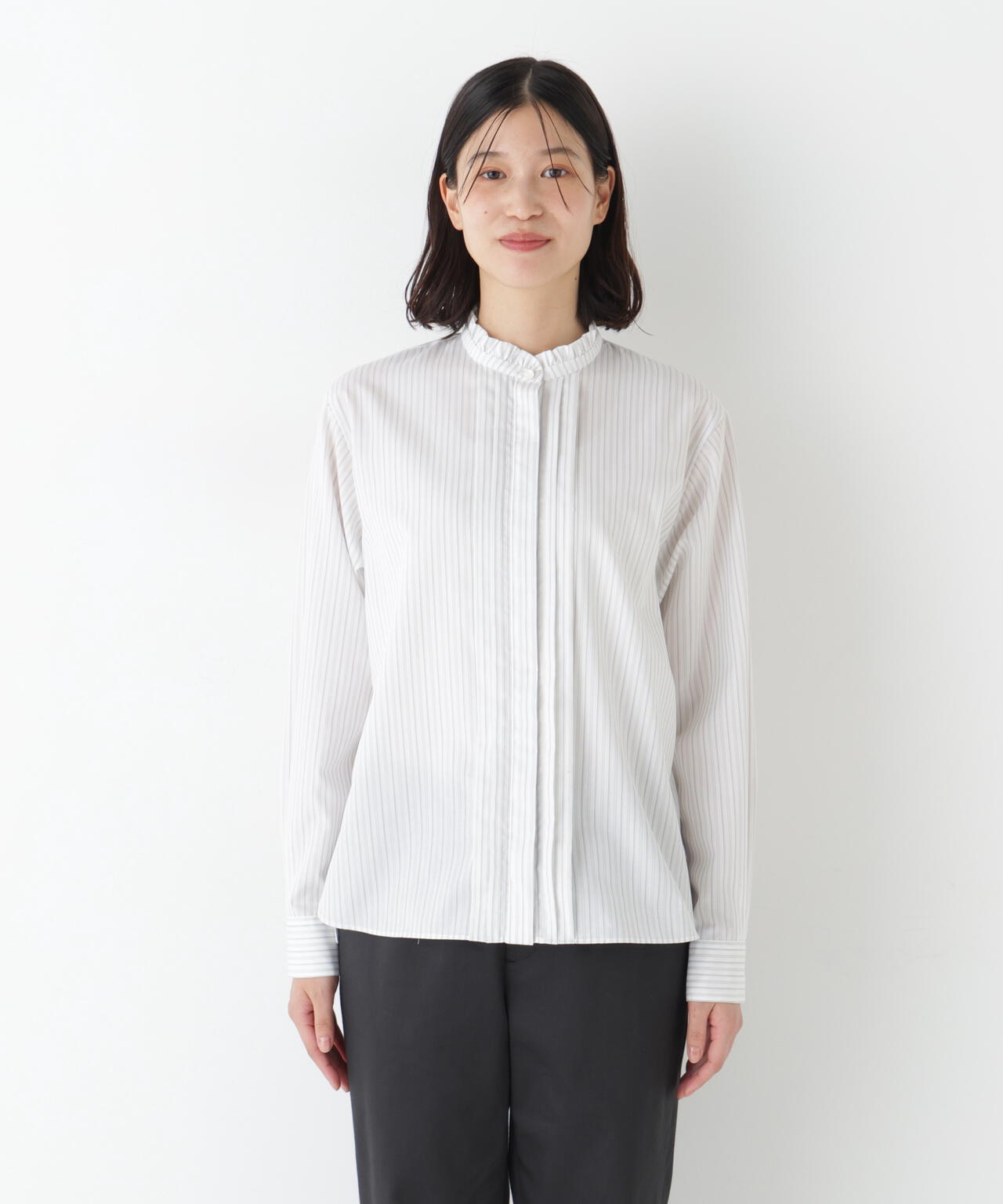 ≪洗える≫先染めストライプスタンドフリルブラウス