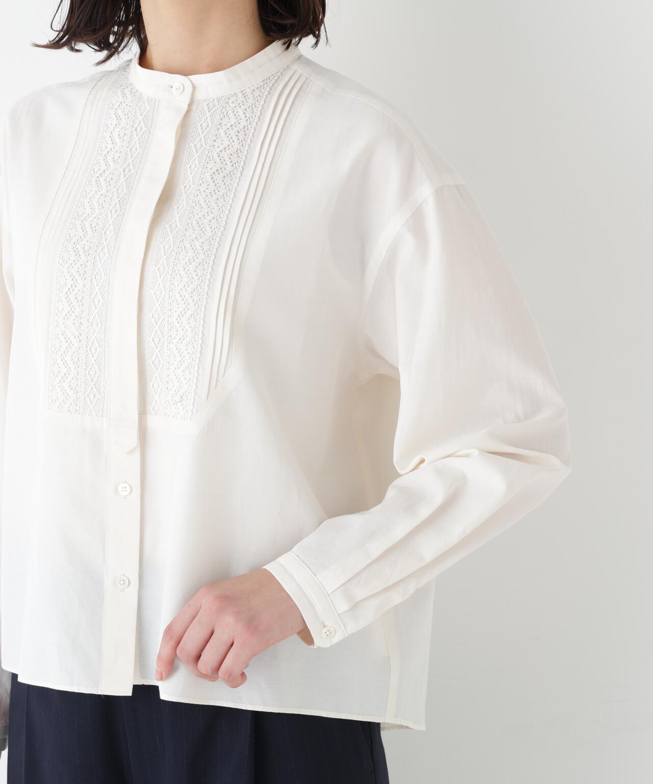 ≪洗える≫レースドッキングバンドカラーブラウス