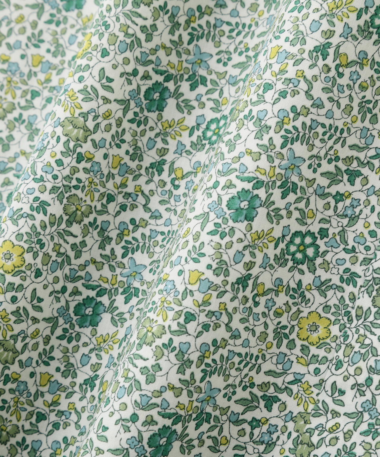 《洗える》リバティ小花柄プリント スタンドフリルブラウス