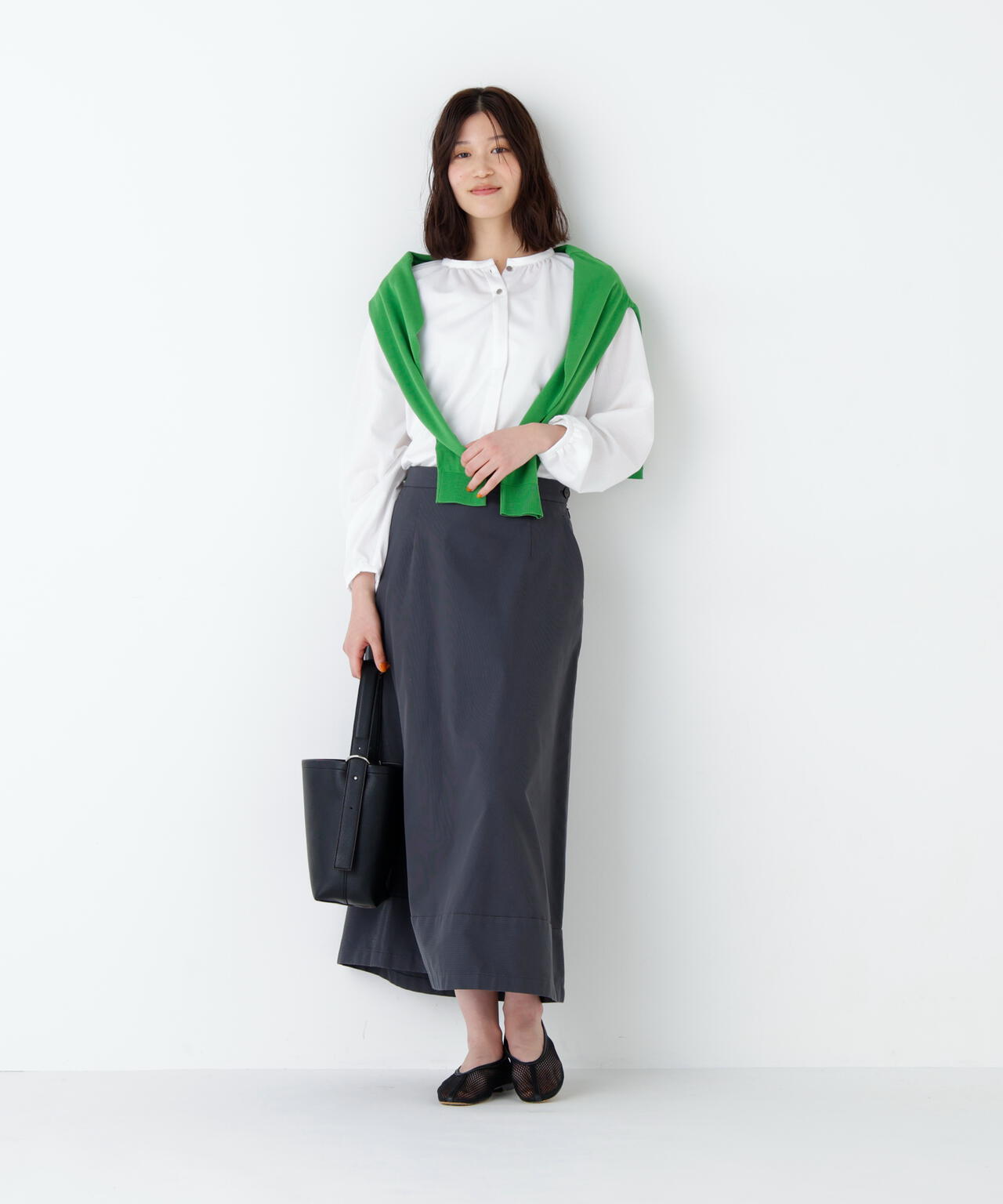 《洗える》インドキルト刺繍ノーカラーブラウス