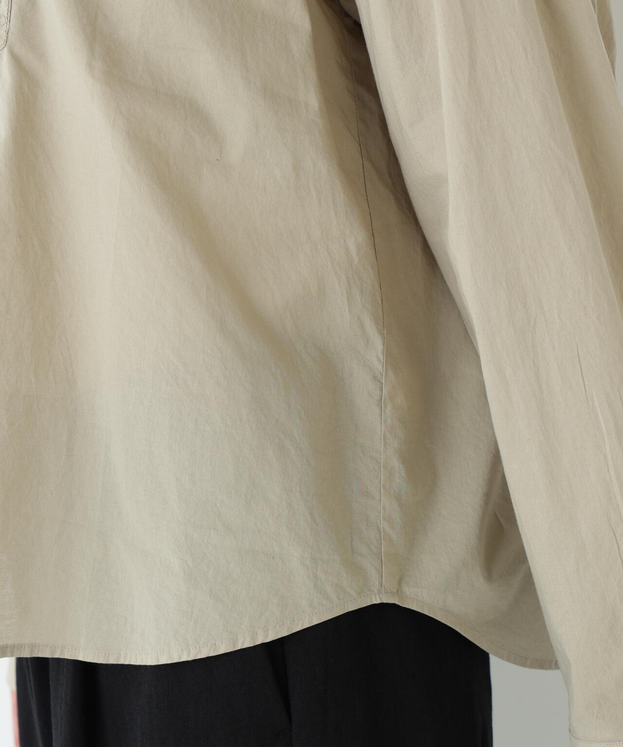 《洗える》インドキルト刺繍ノーカラーブラウス