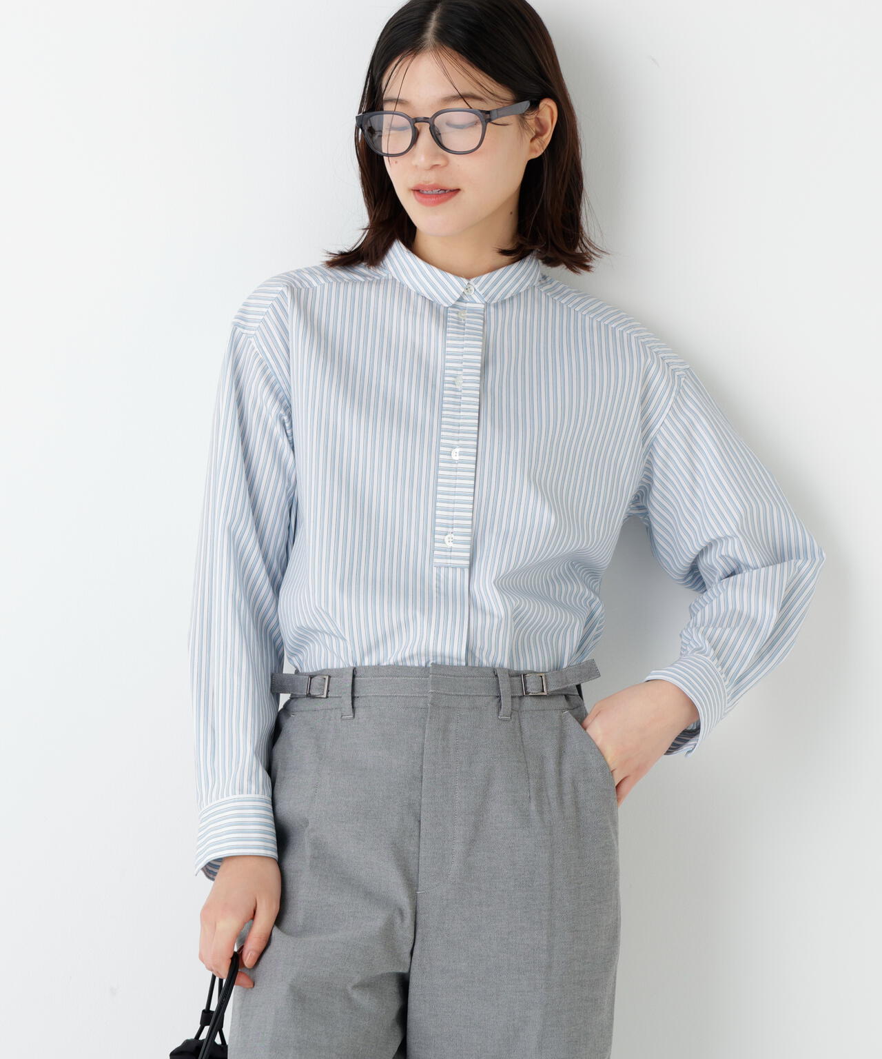 《形態安定 / 洗える》コットンストライプボックスブラウス