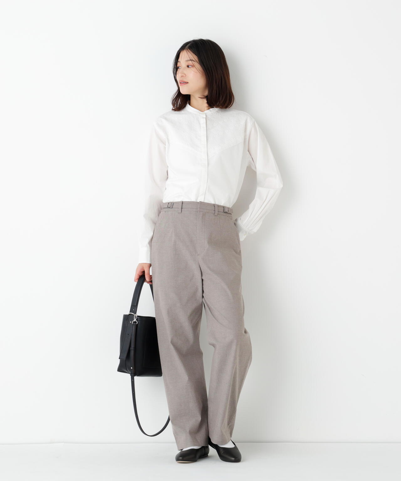《洗える》レースドッキングバンドカラーブラウス