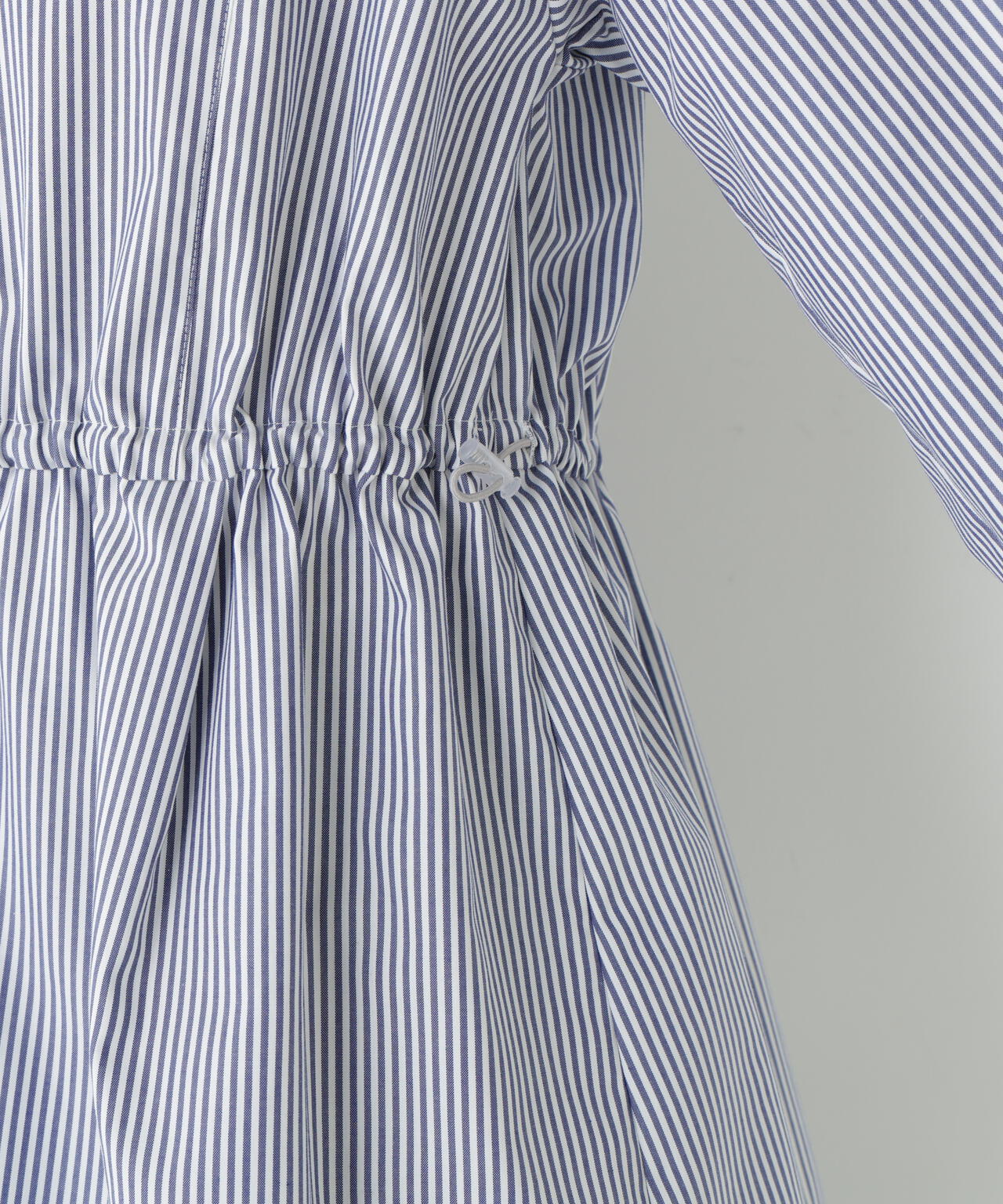 《洗える》シャンブレーオックスドロストブラウス