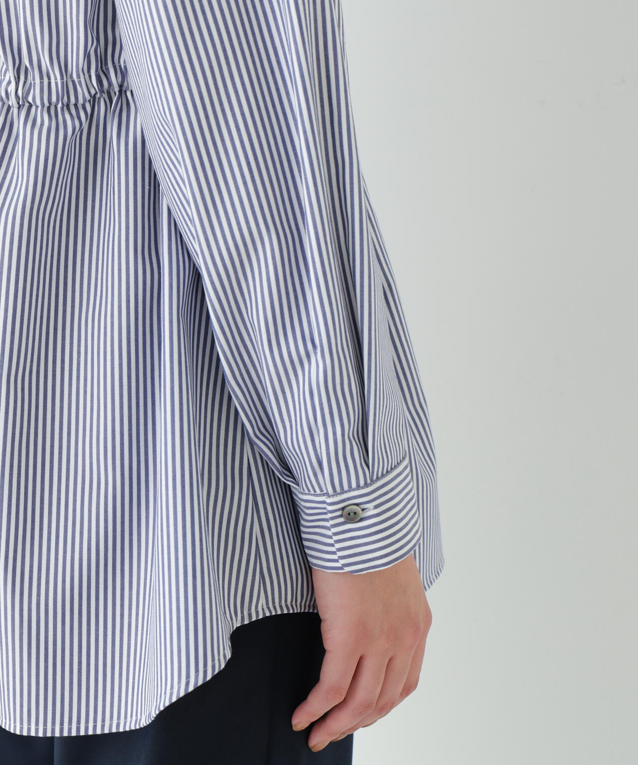 《洗える》シャンブレーオックスドロストブラウス