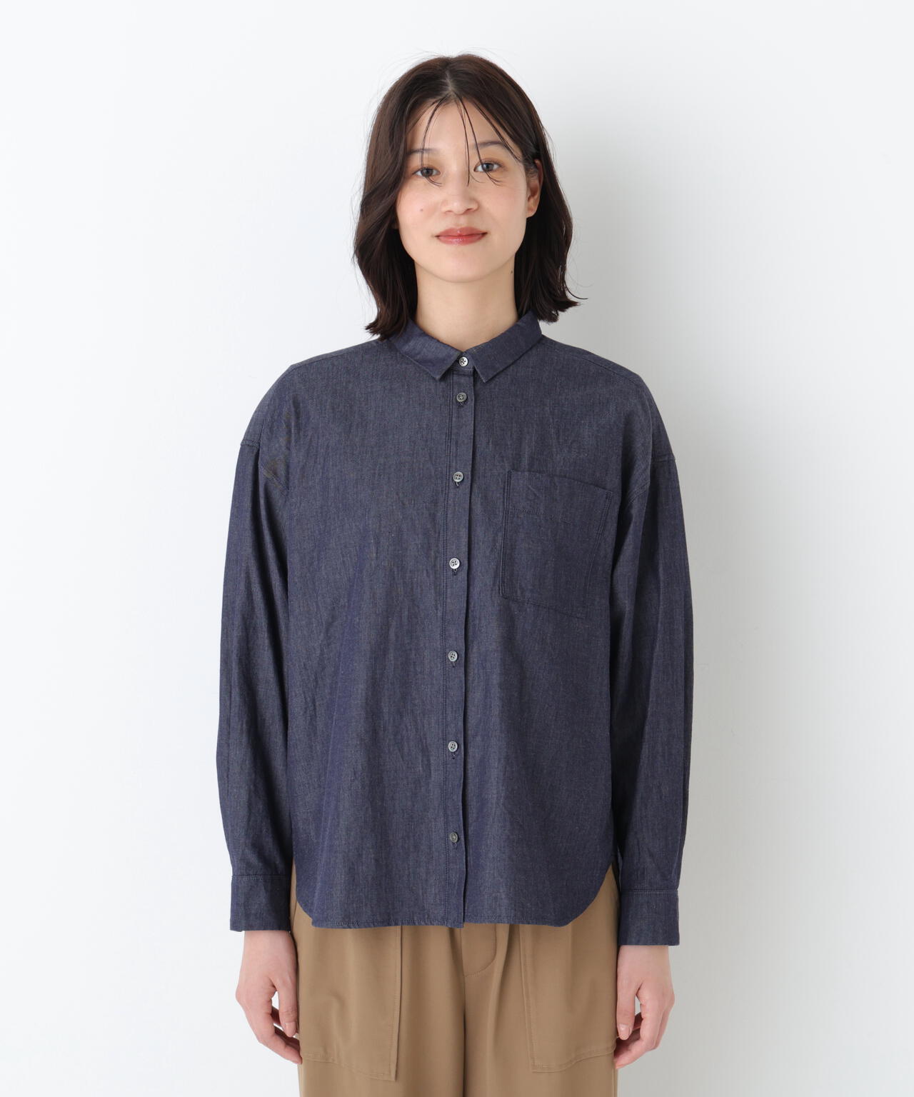《定番素材 / 洗える》ライトオンデニムシャツ
