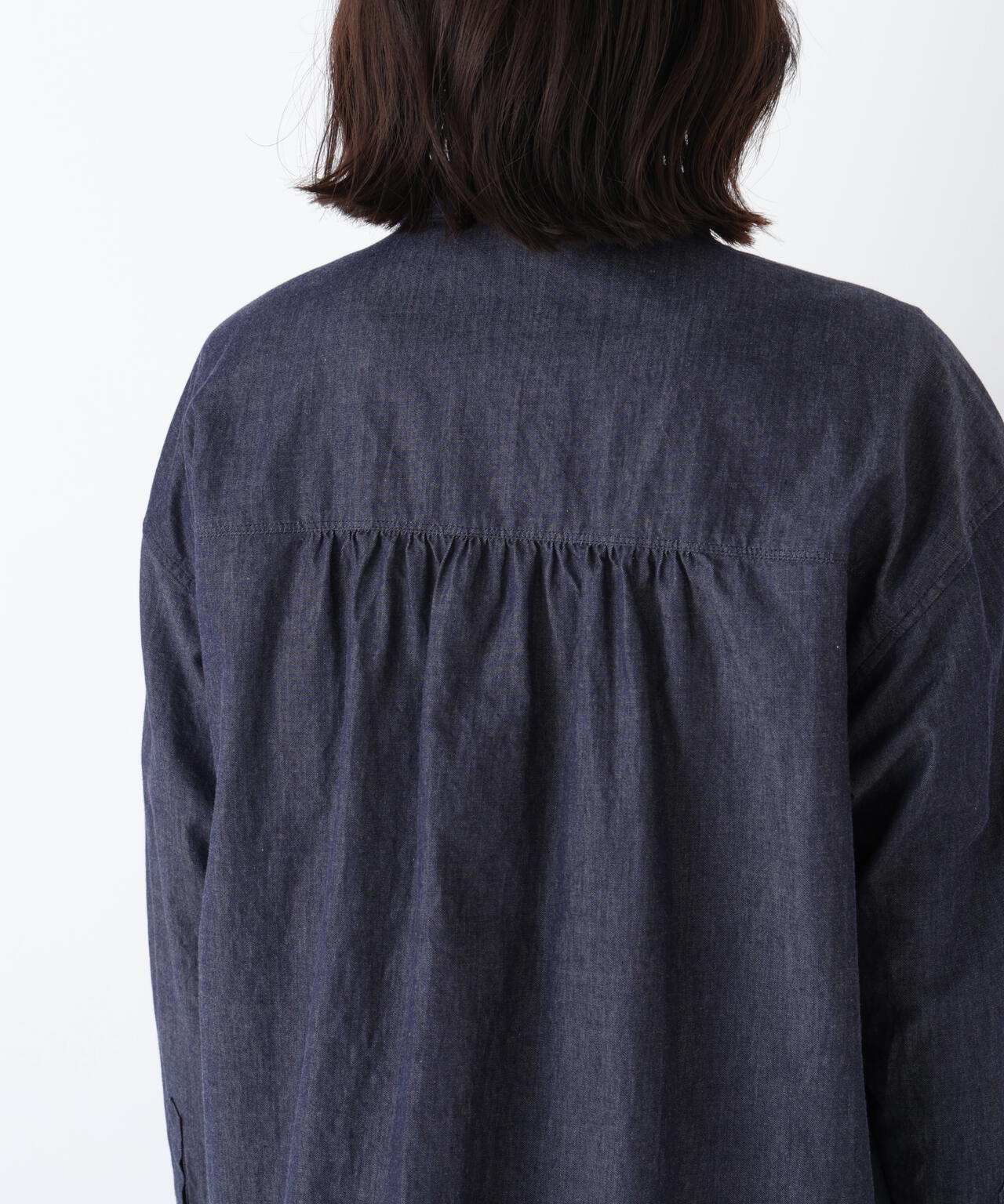 《定番素材 / 洗える》ライトオンデニムシャツ