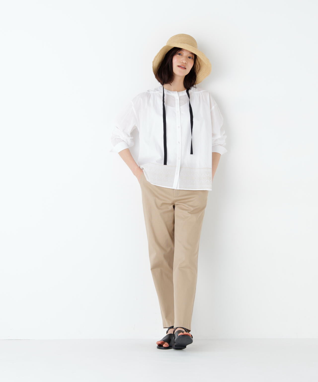 身長168cm B82 W59 H88 着用サイズ:M