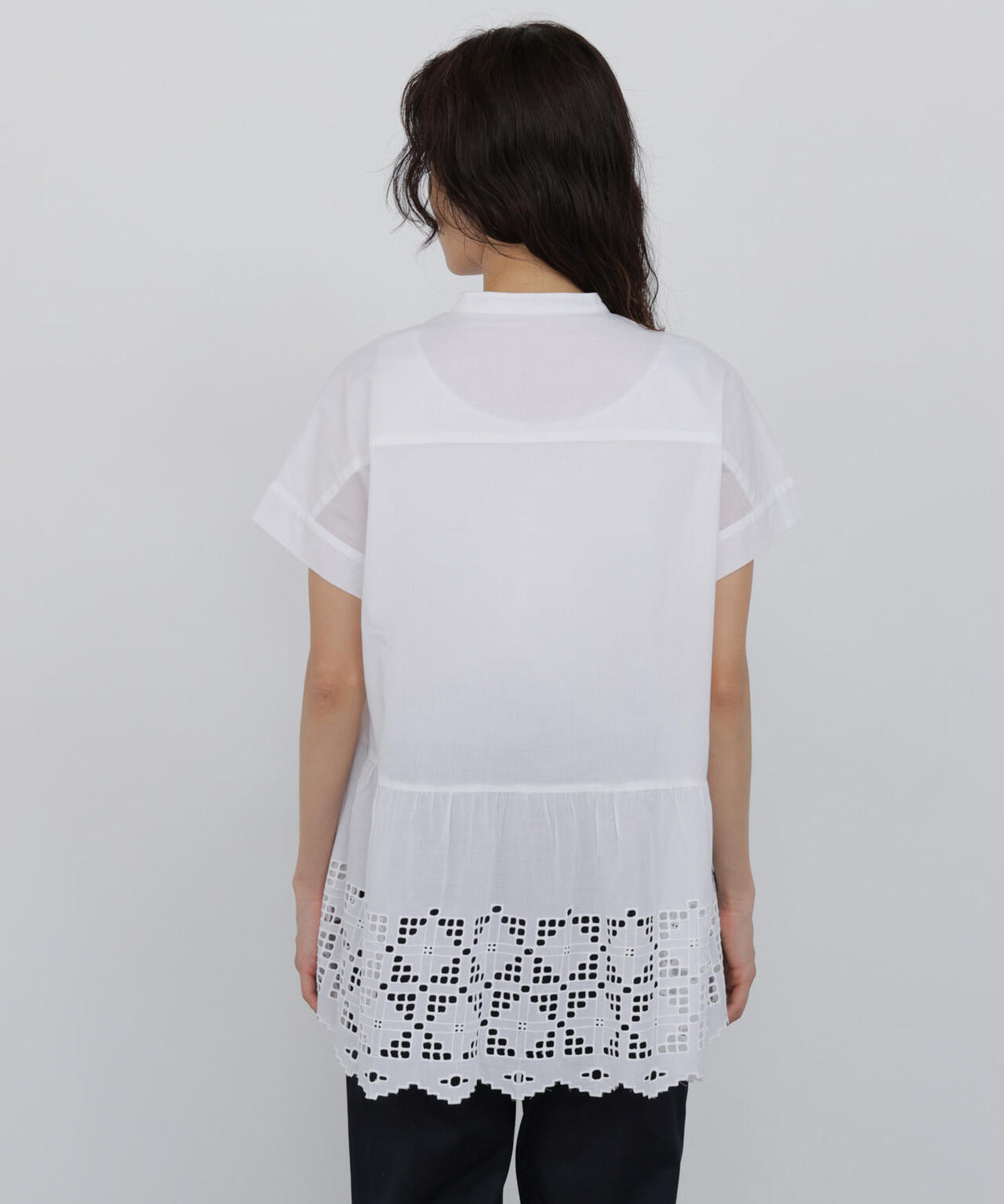 165cm/B:77cm/W:57cm/H:79cm 着用サイズ:M