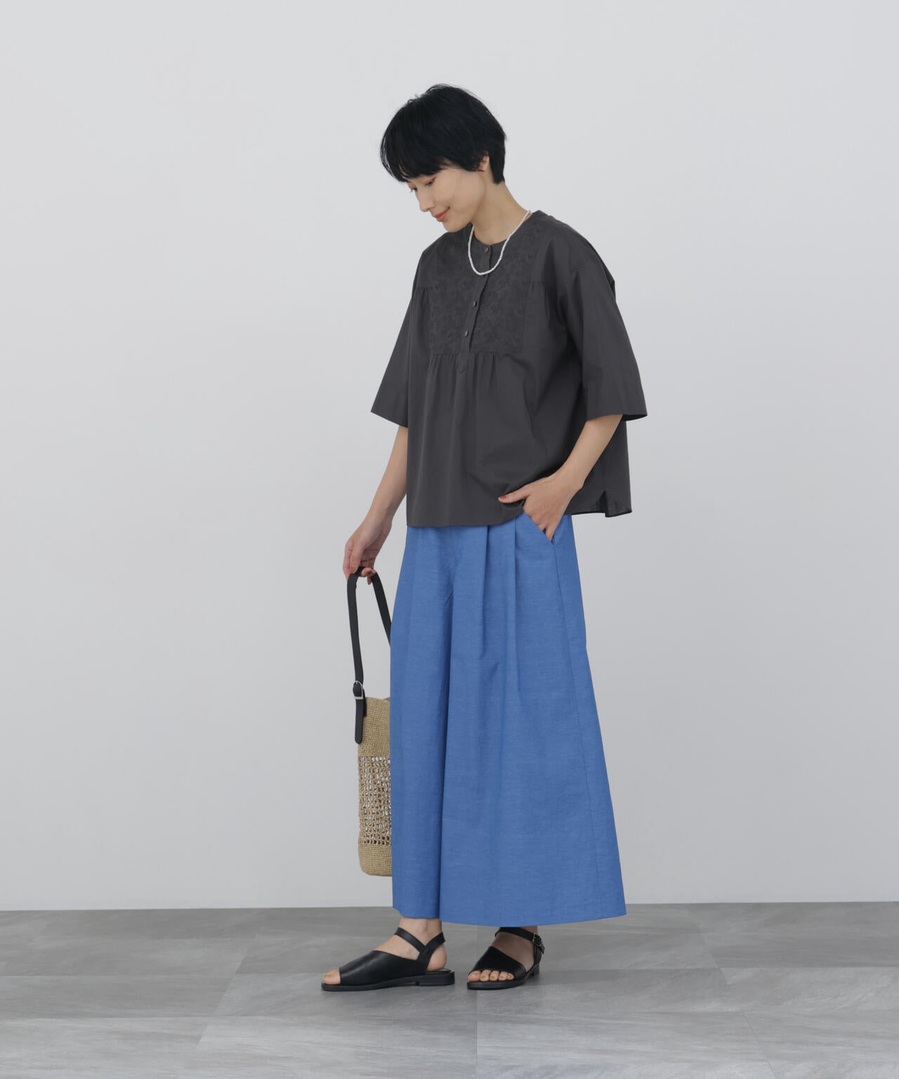 166cm B/78 W/58 H/86 着用サイズ:M