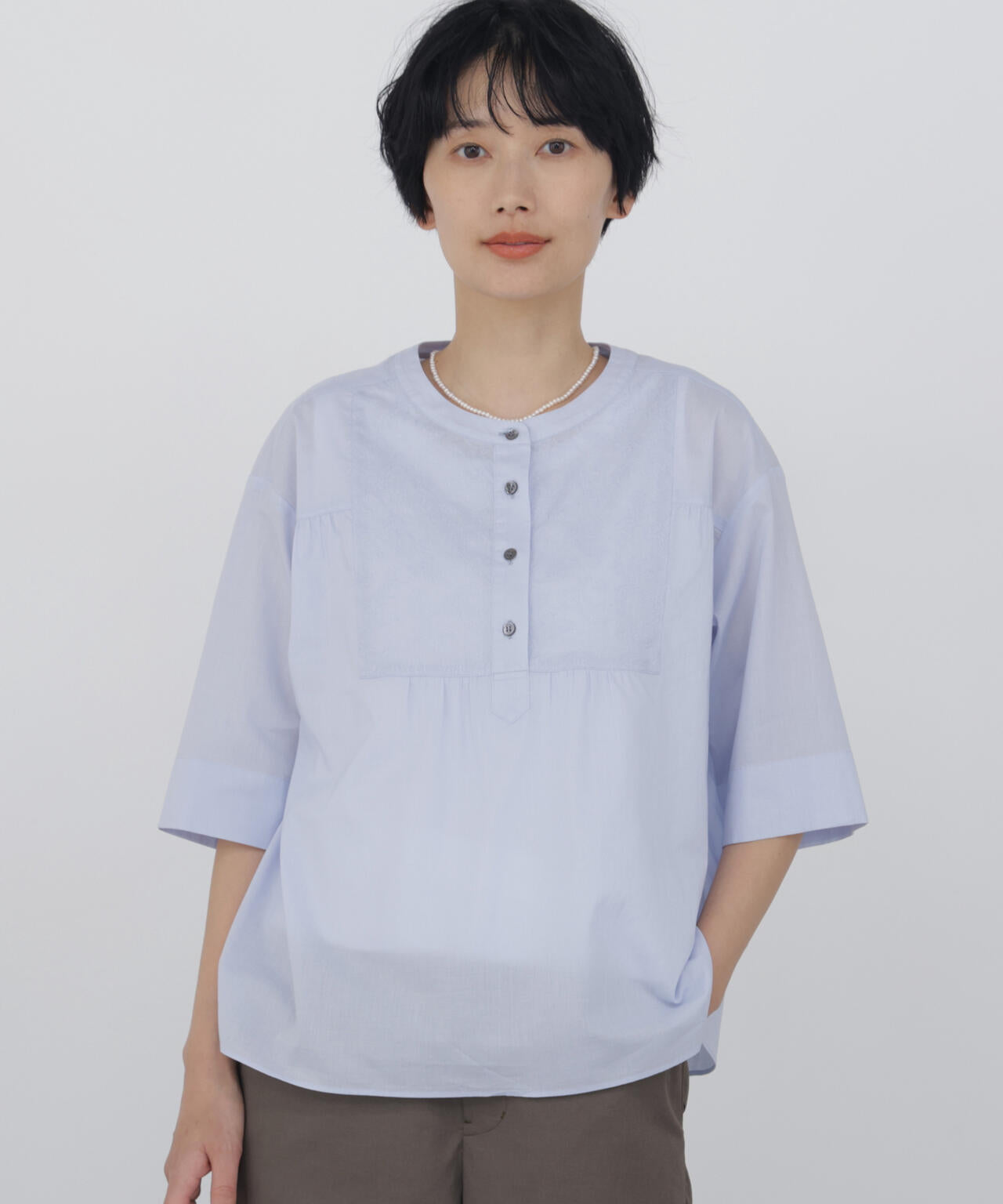 《洗える / Good Price》エンブロイダリードッキングブラウス