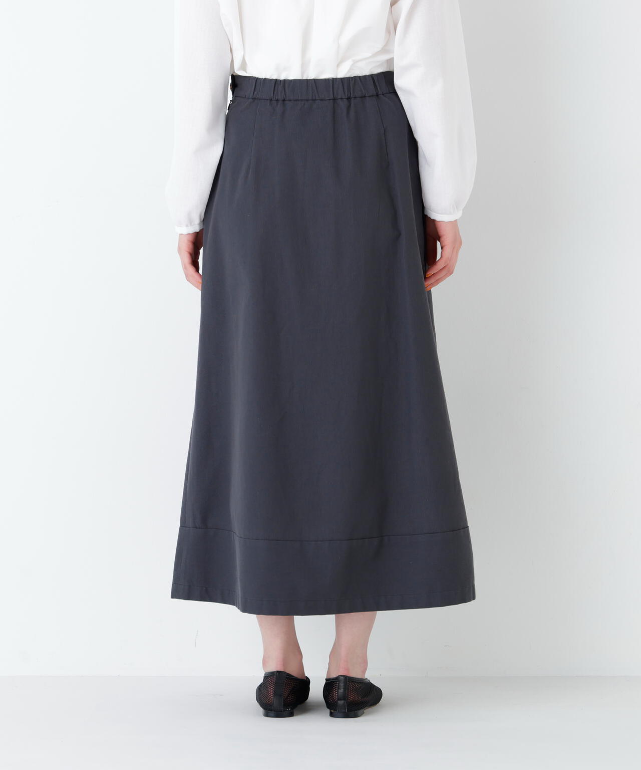 身長168cm B82 W59 H88 着用サイズ:M