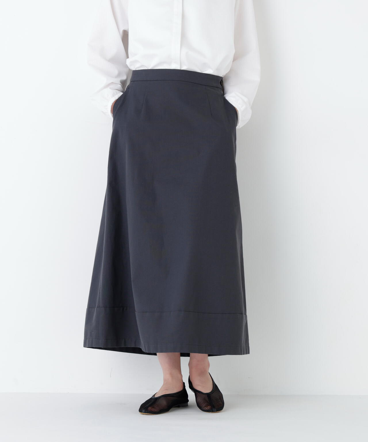 身長168cm B82 W59 H88 着用サイズ:M