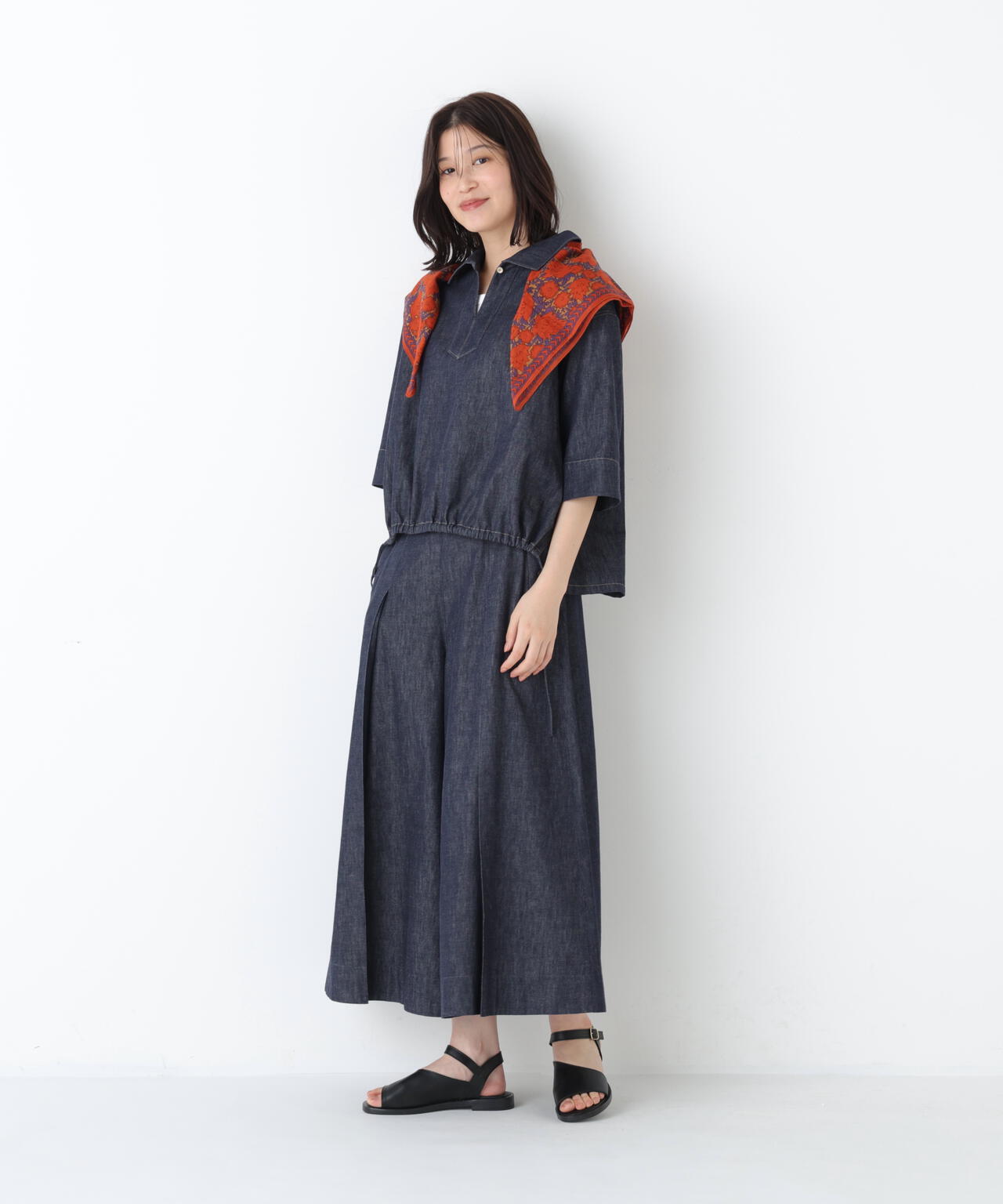 身長168cm B82 W59 H88 着用サイズ:M
