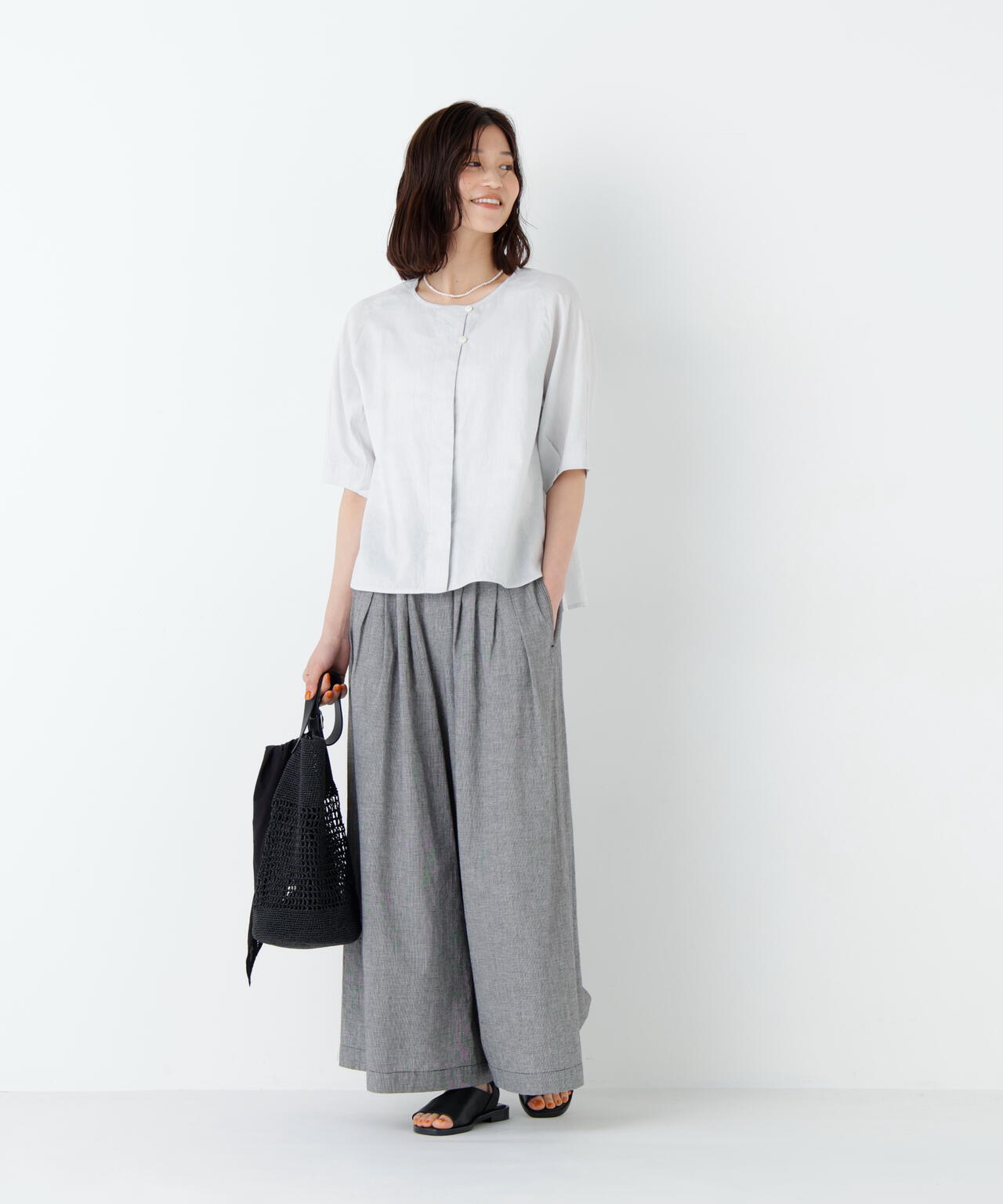 身長168cm B82 W59 H88 着用サイズ:M
