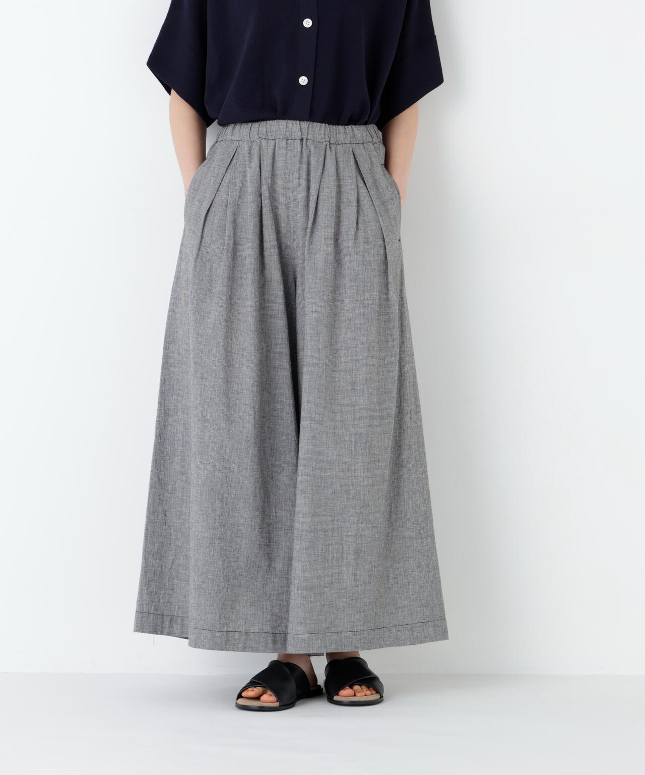 身長168cm B82 W59 H88 着用サイズ:M